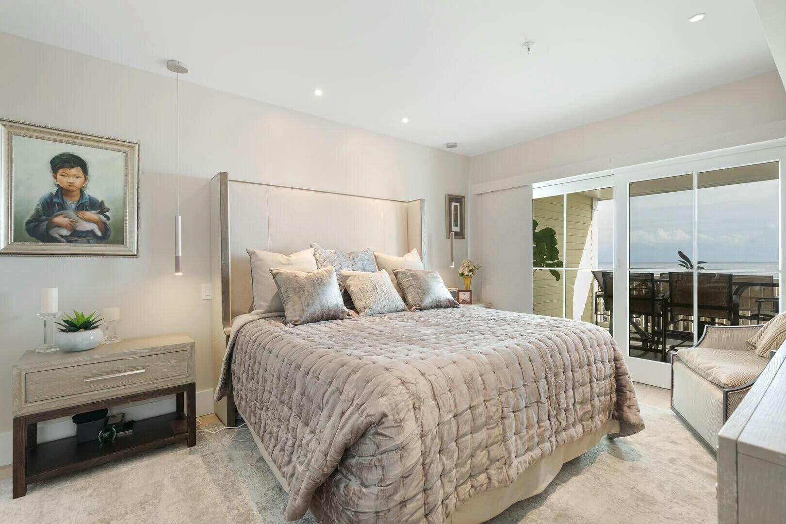 1006 Ocean Boulevard # 103