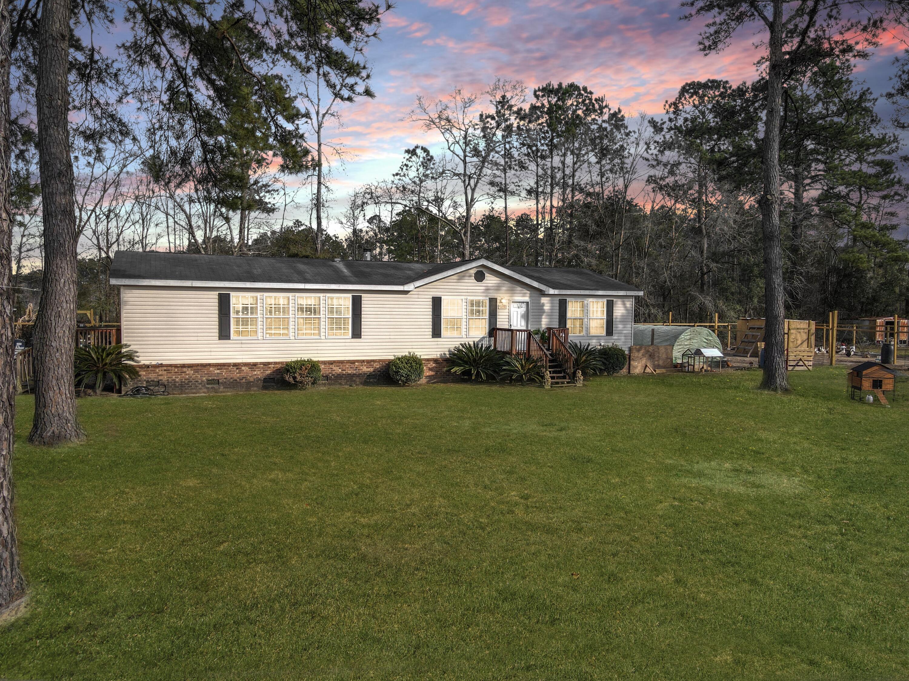 50 Breanna Court