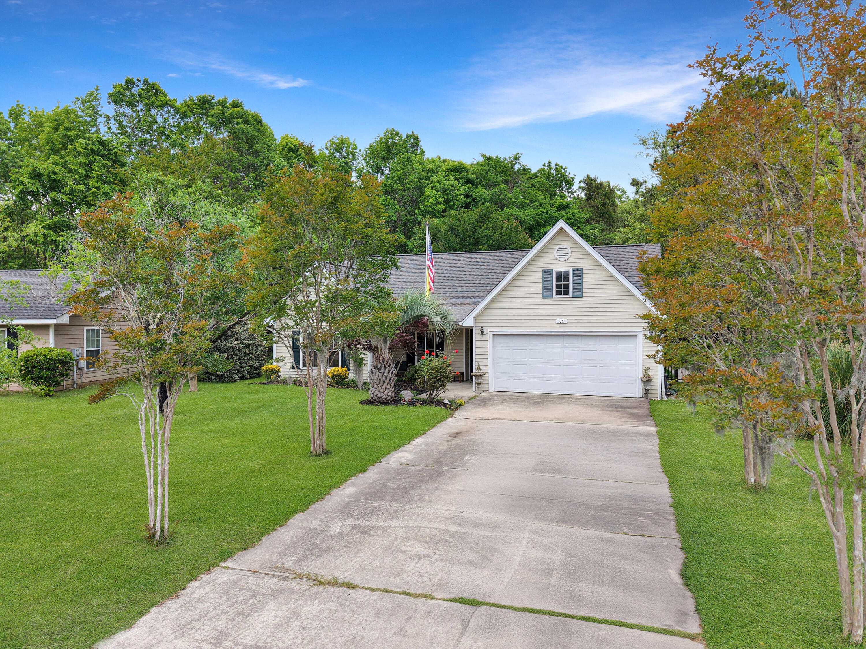 1061 Reverend Joseph Heyward Road