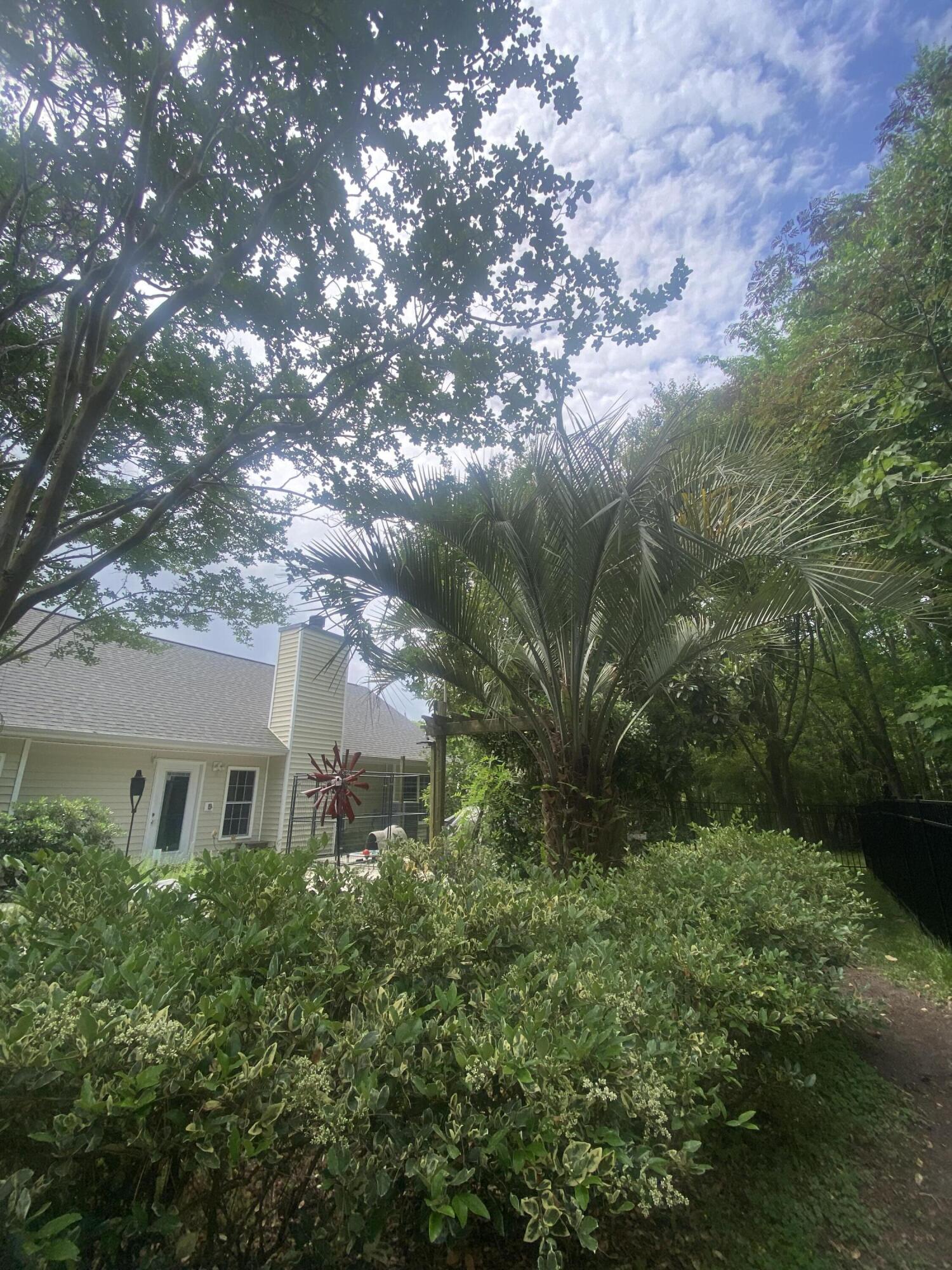 1061 Reverend Joseph Heyward Road