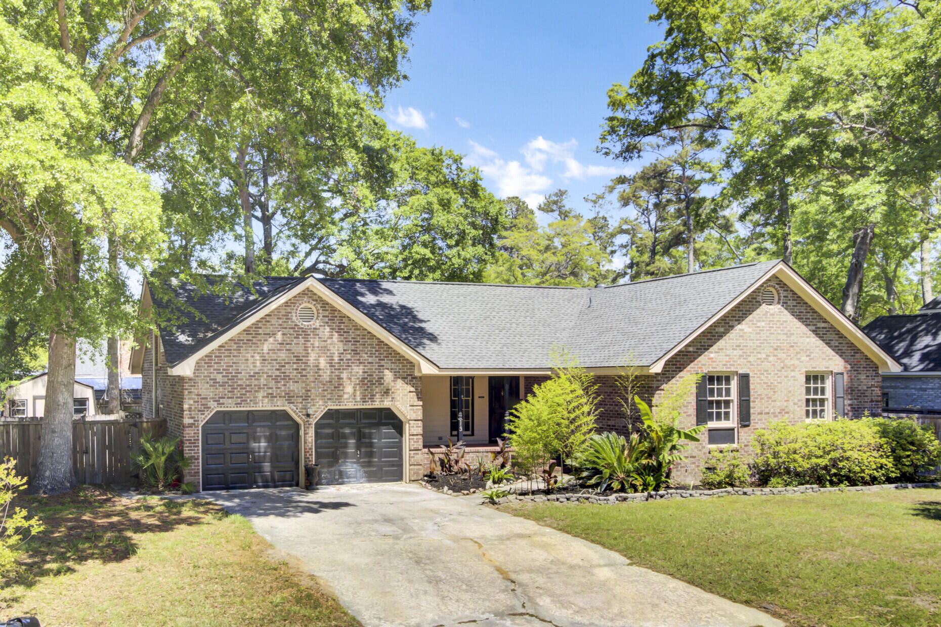 113 Dove Lane