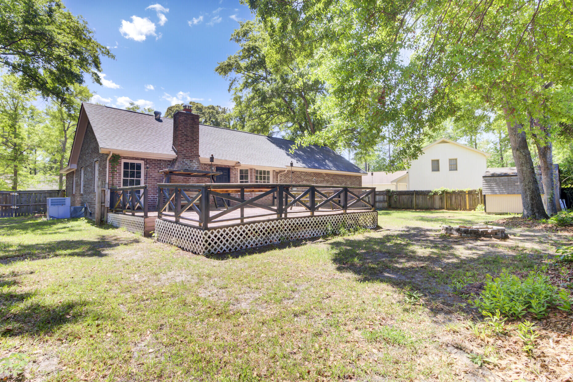 113 Dove Lane
