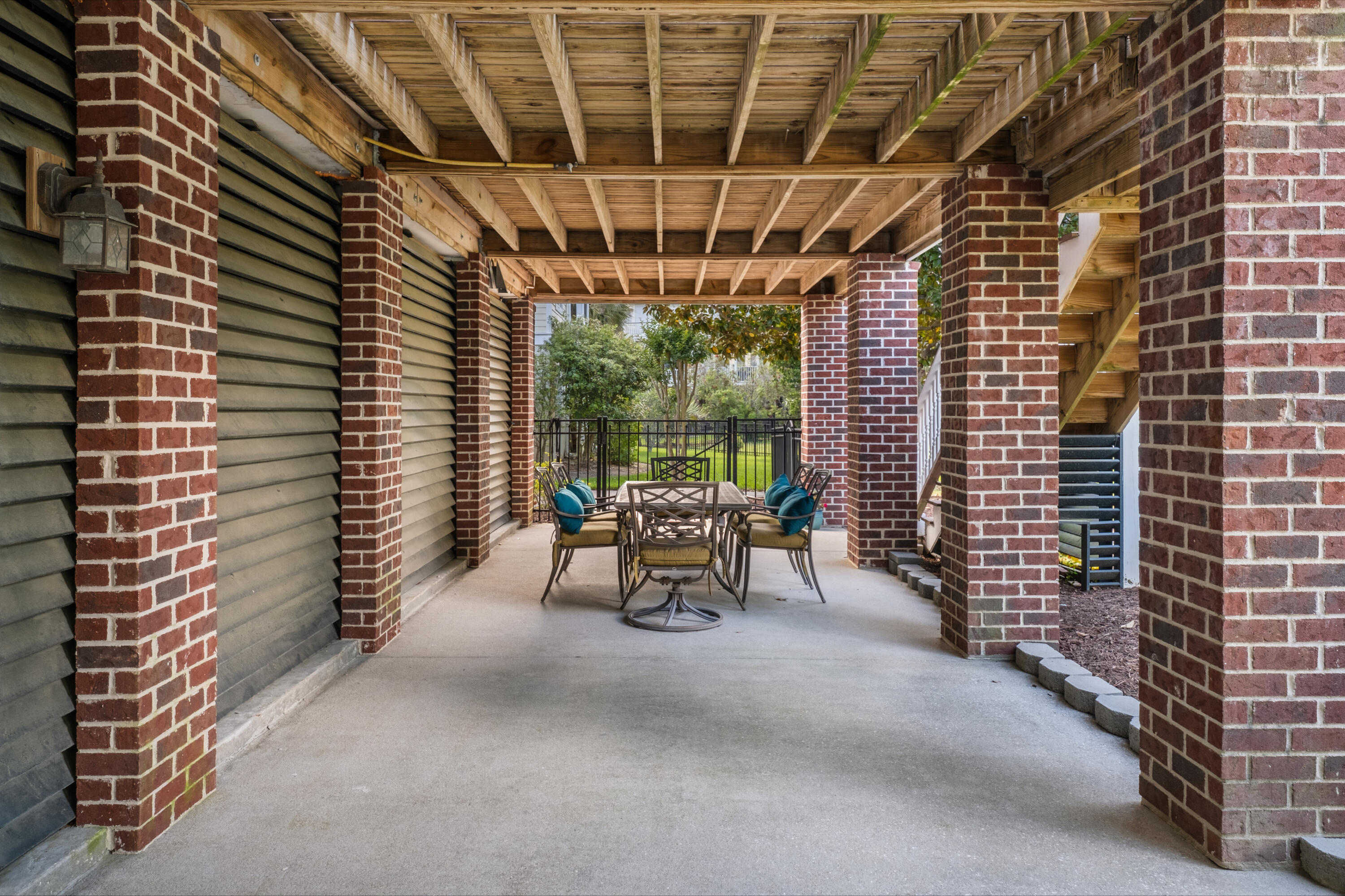 2645 Crooked Stick Lane