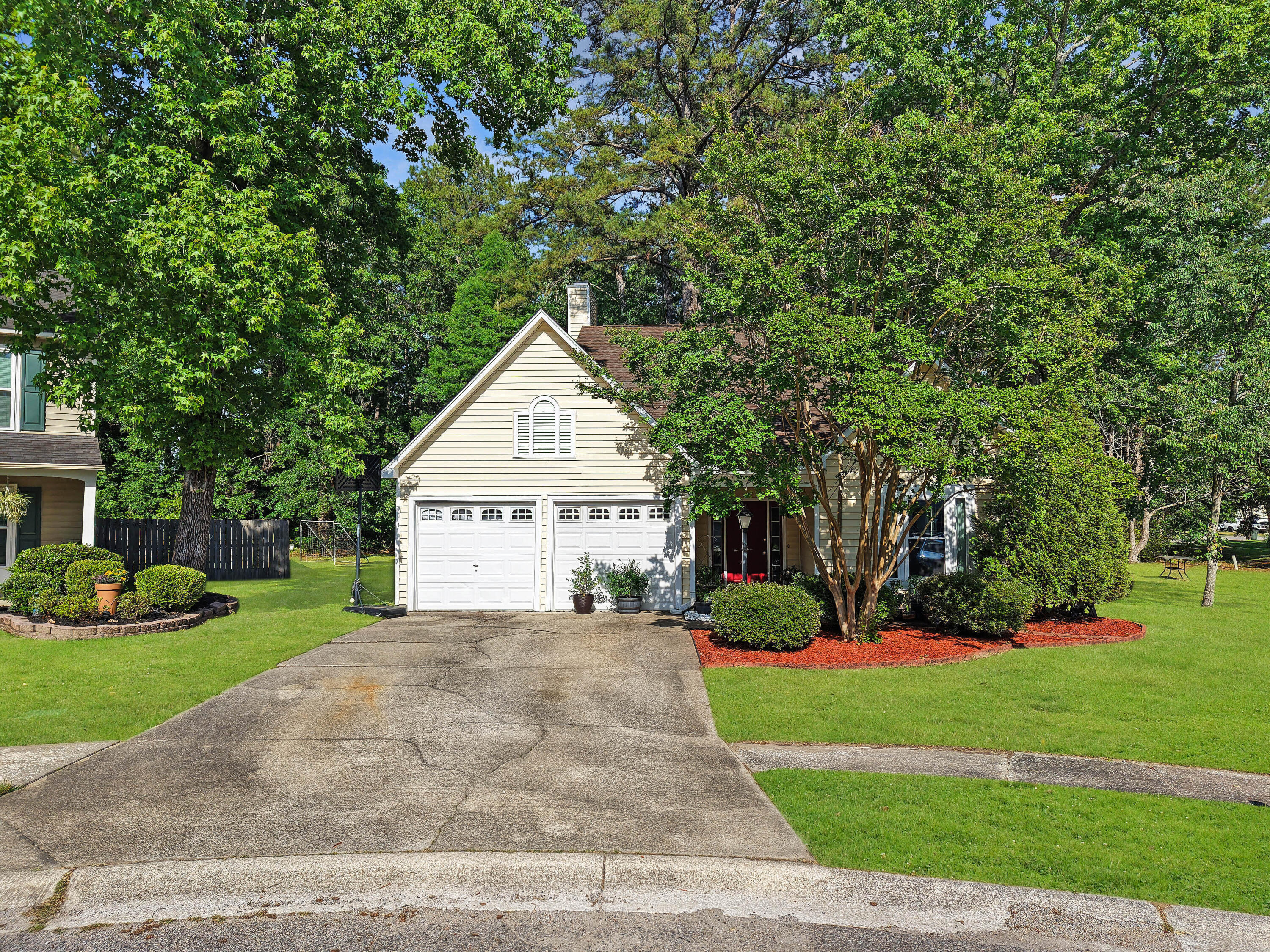 206 Challis Court