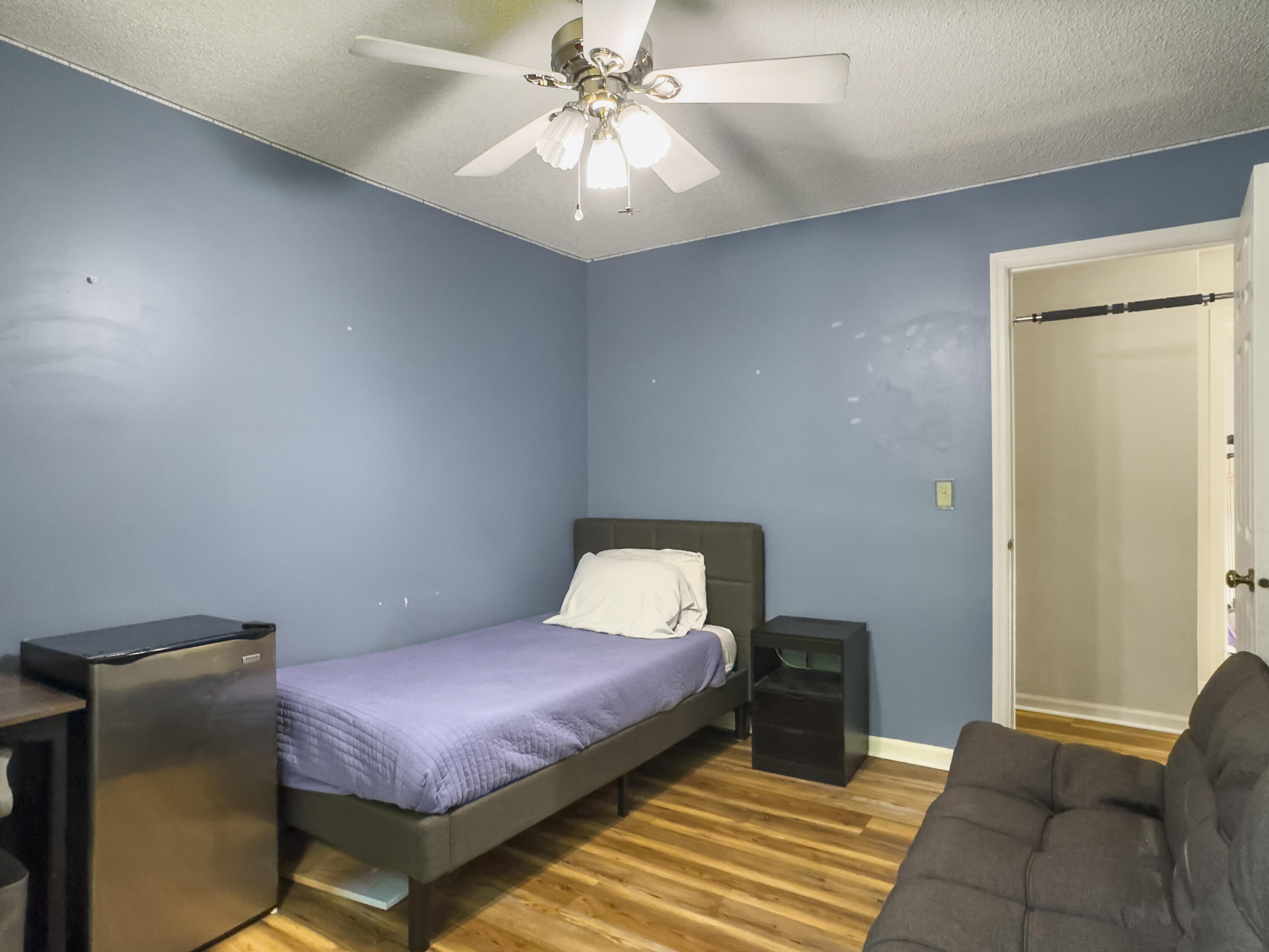 206 Challis Court