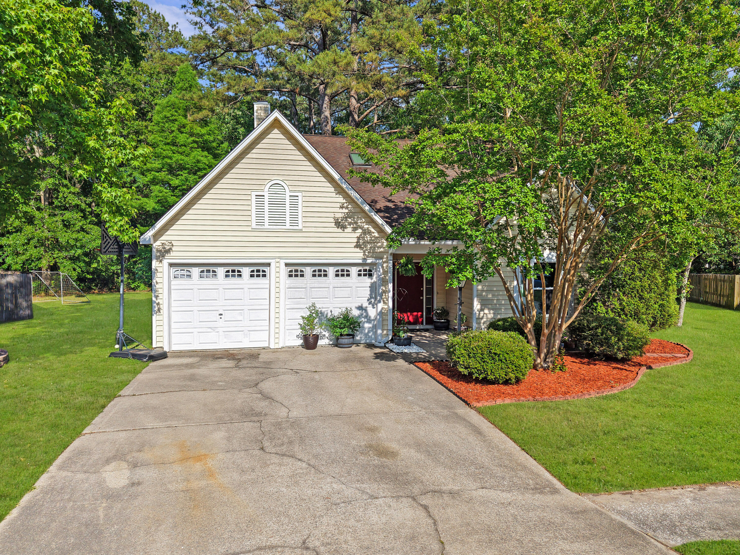 206 Challis Court