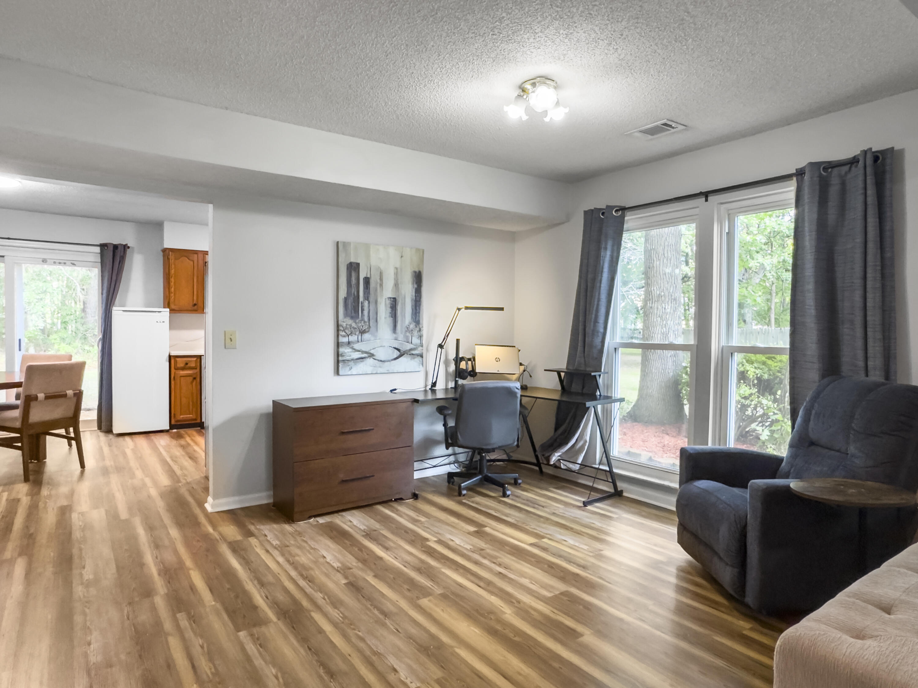 206 Challis Court