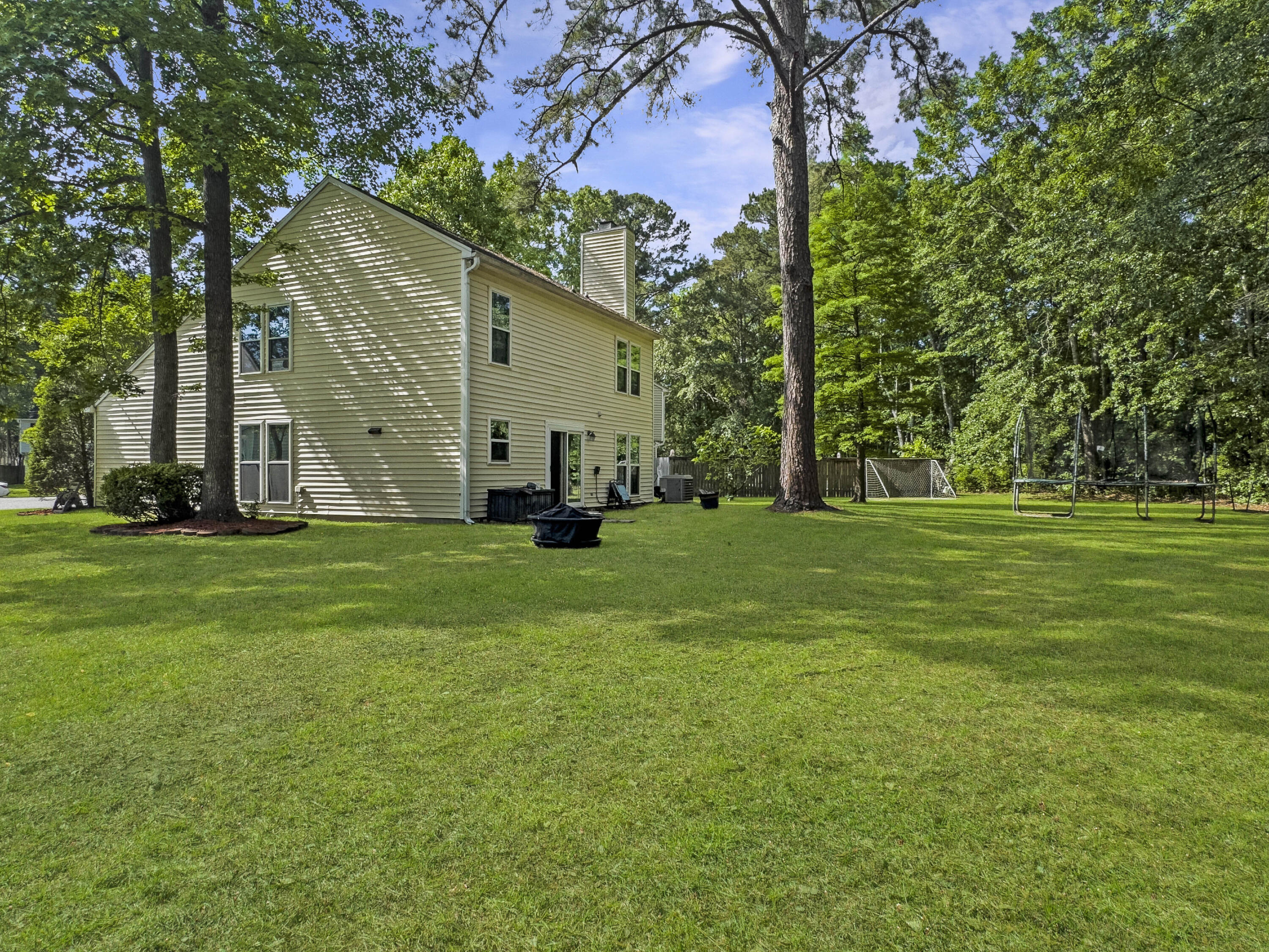 206 Challis Court