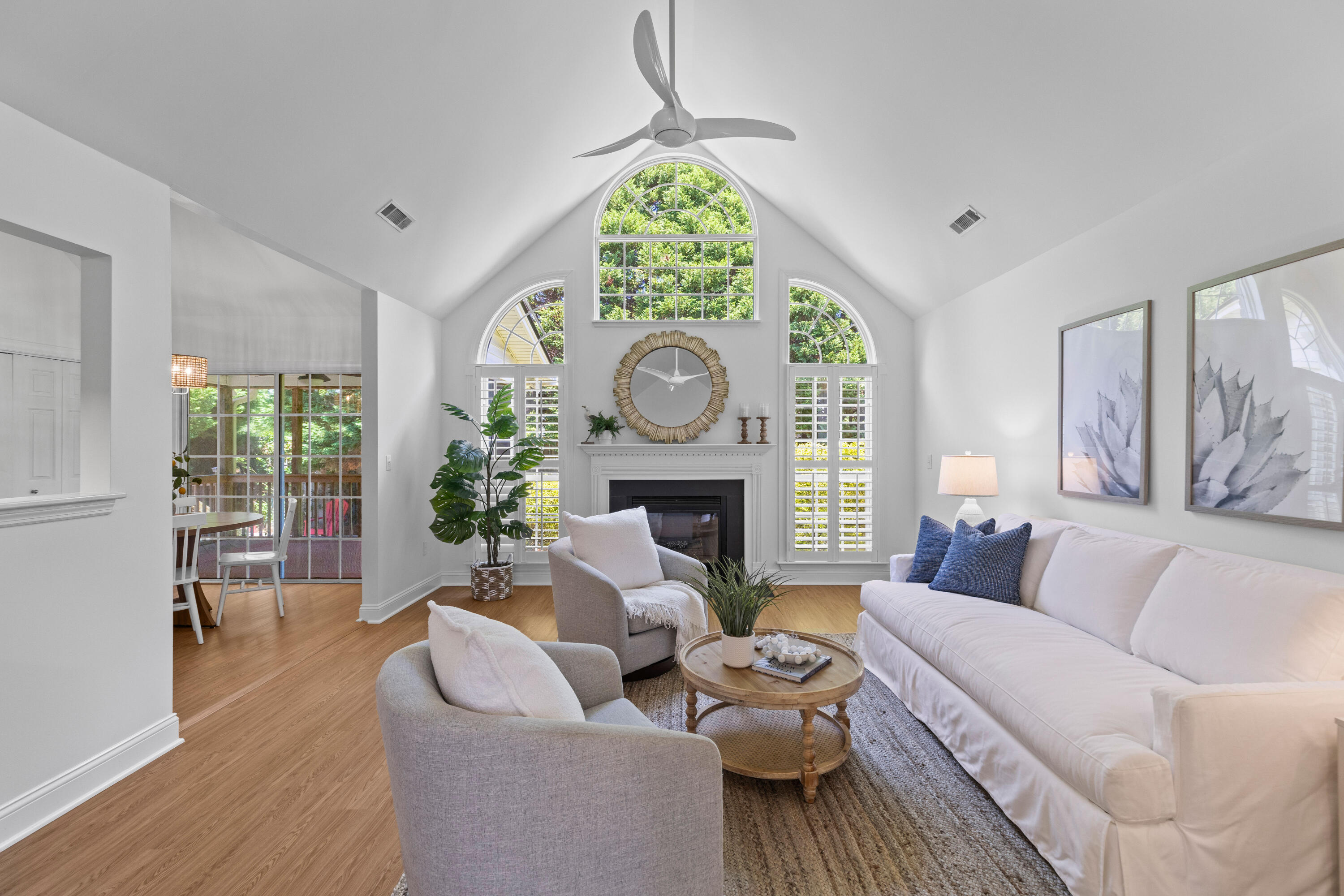 1441 Waterside Court
