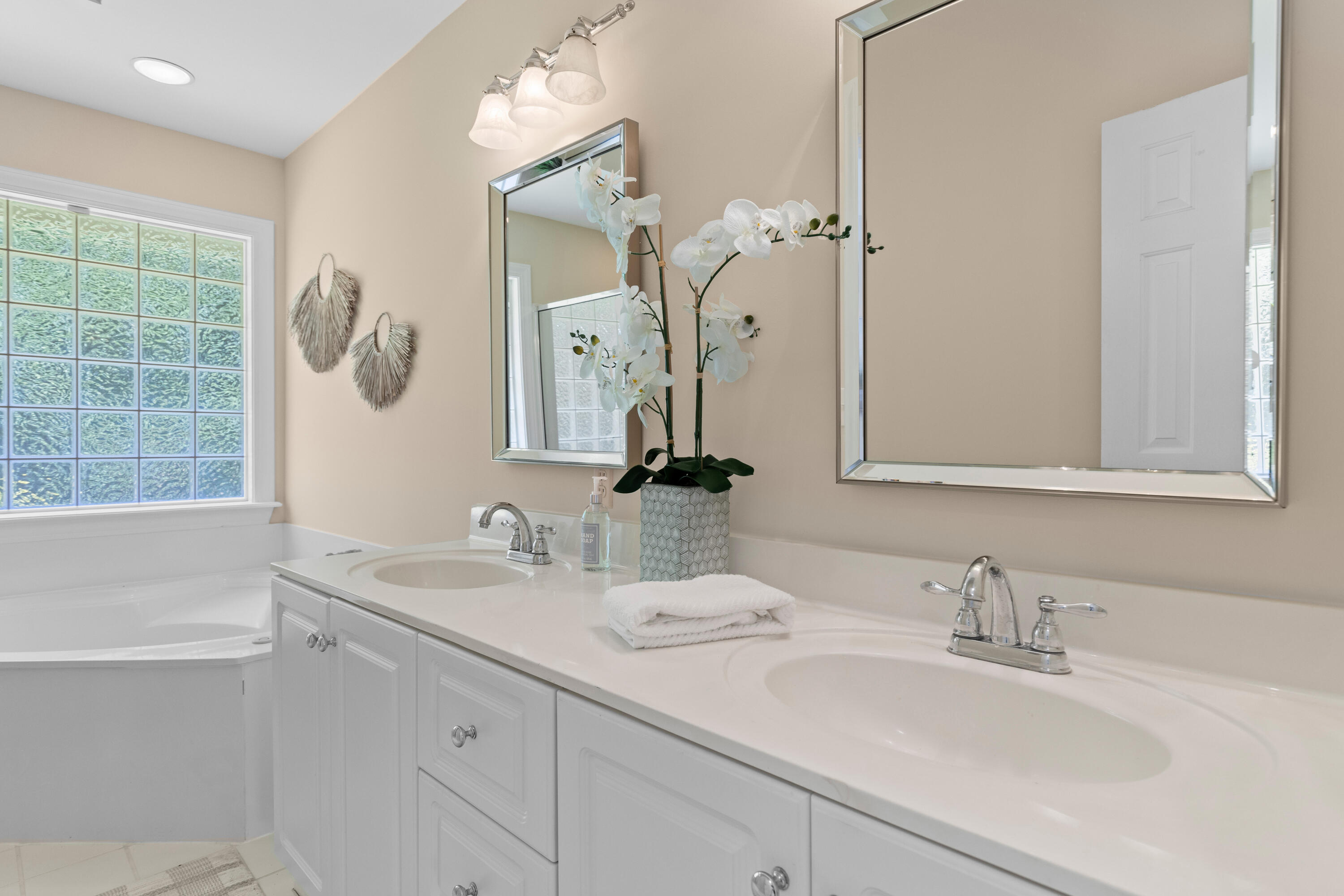 1441 Waterside Court