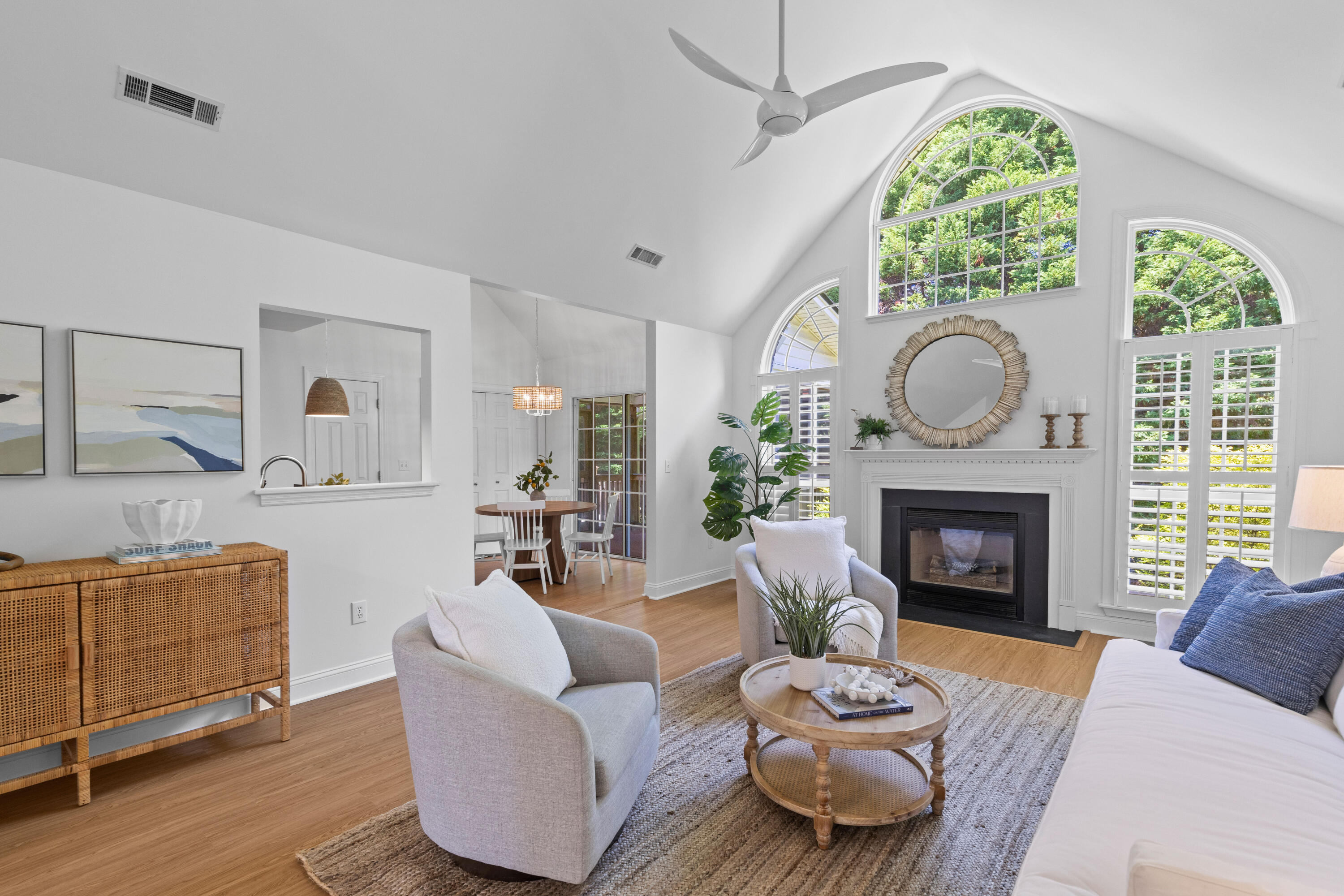 1441 Waterside Court
