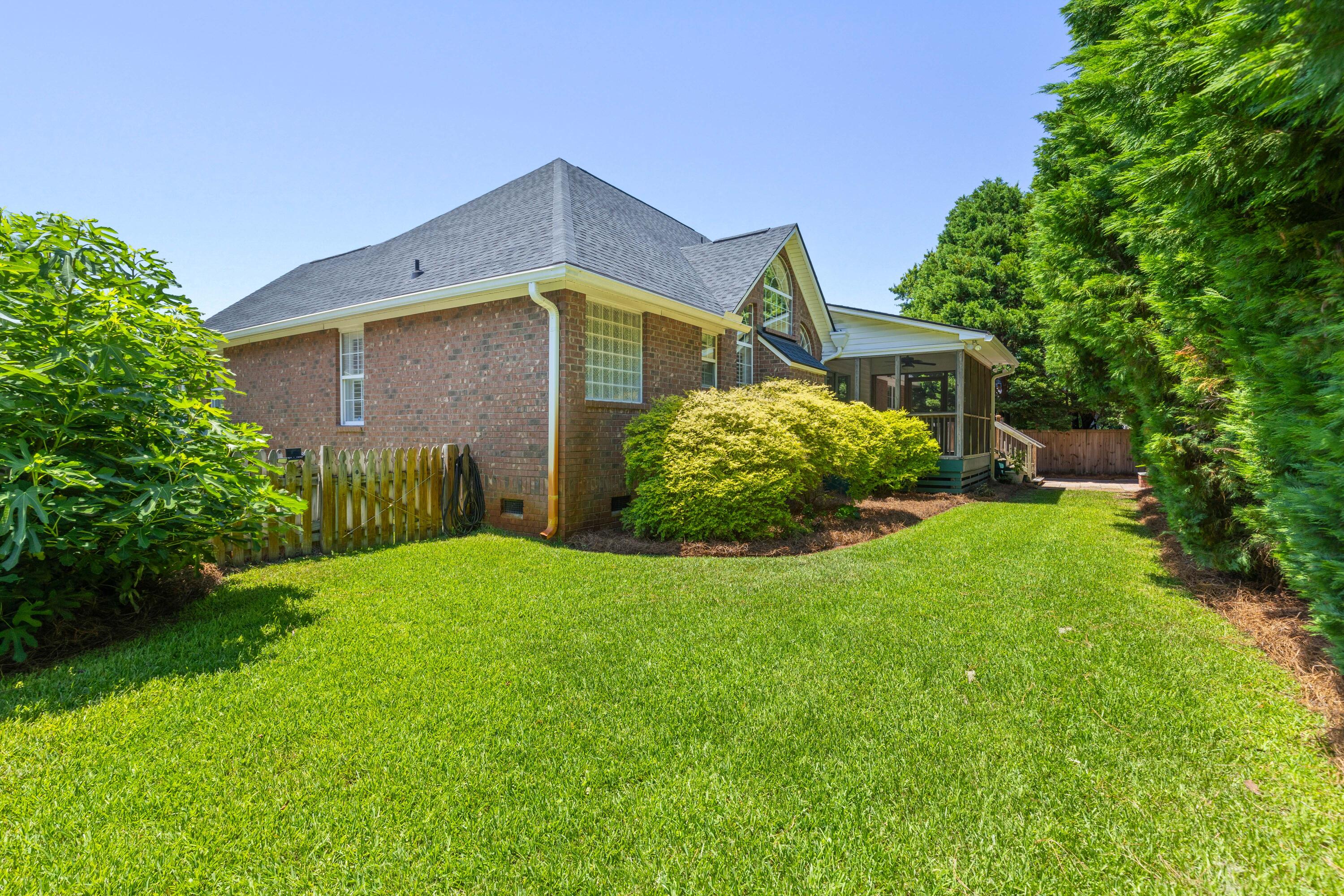 1441 Waterside Court