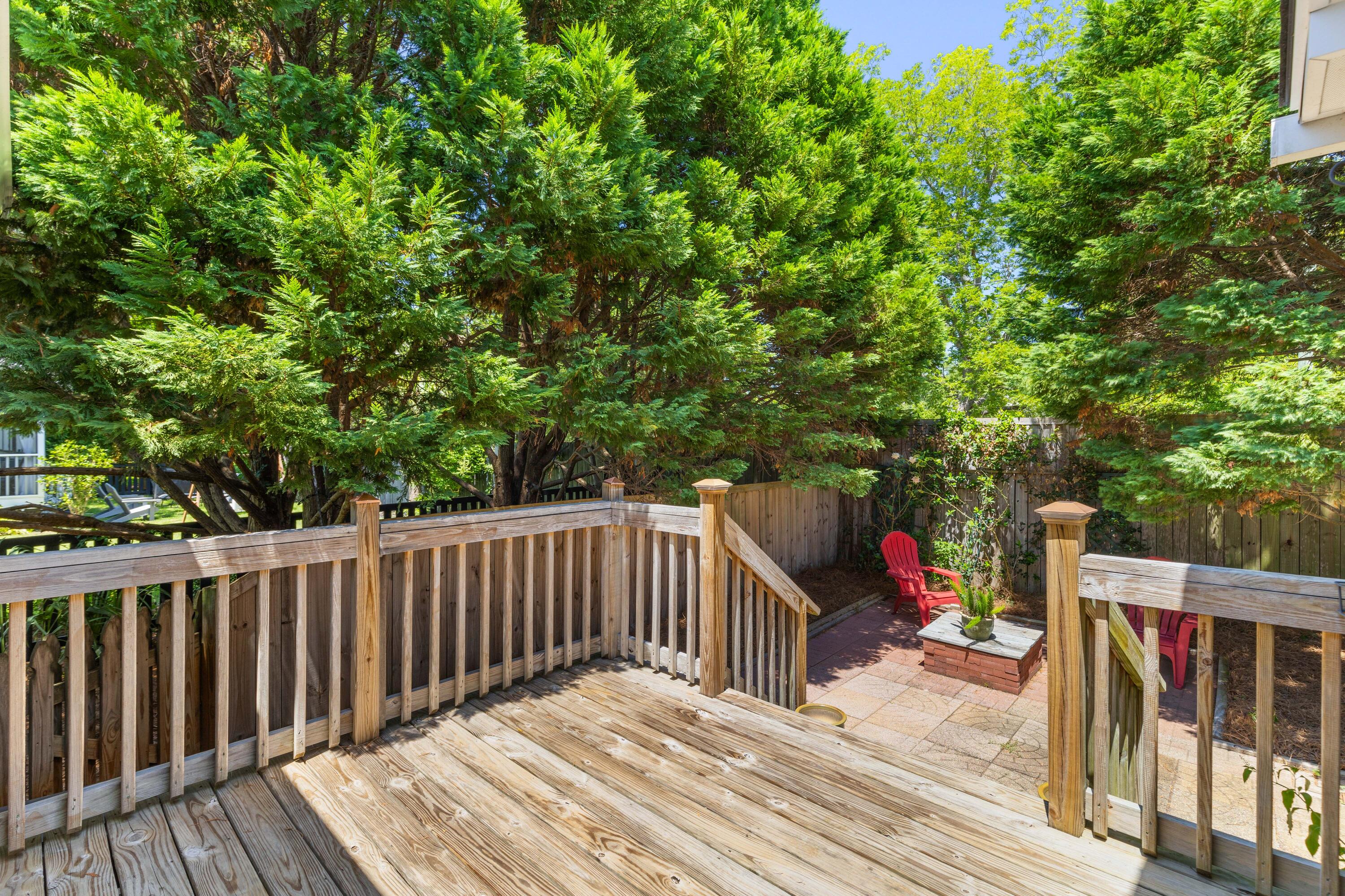 1441 Waterside Court