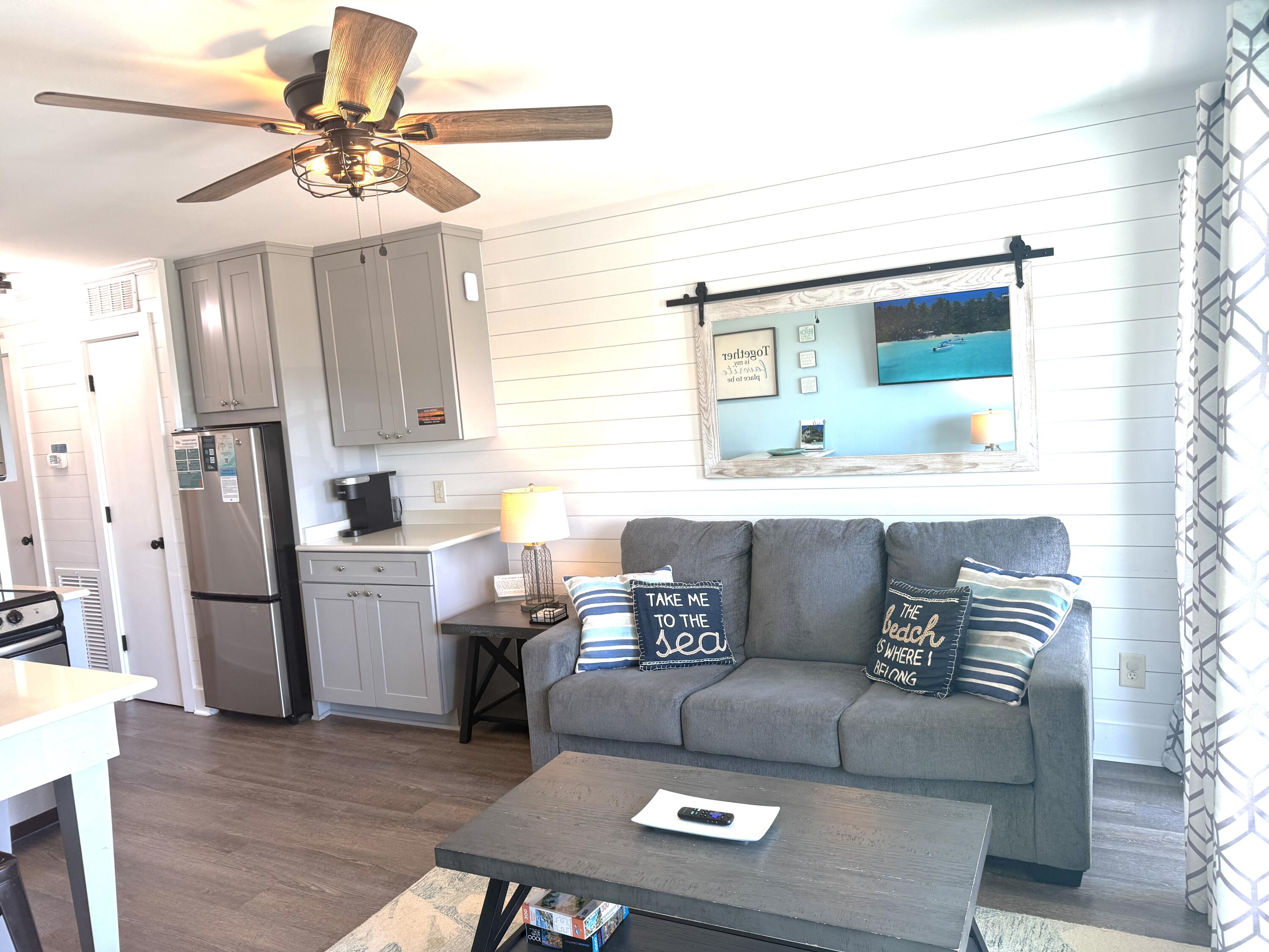 1300 Ocean Blvd Boulevard # 208