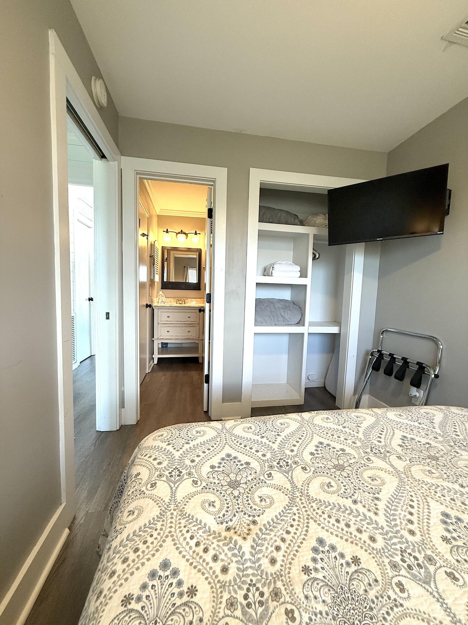1300 Ocean Blvd Boulevard # 208