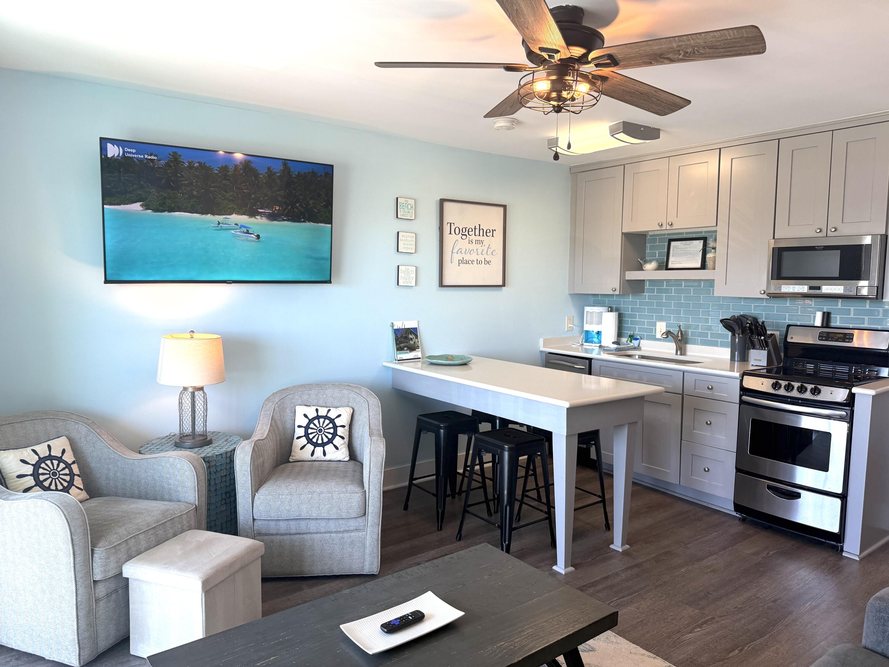1300 Ocean Blvd Boulevard # 208