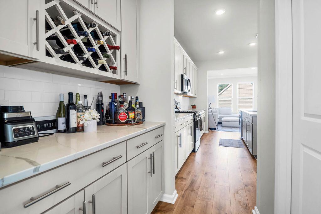 801 Lachicotte Creek Drive