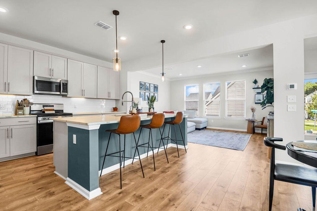 801 Lachicotte Creek Drive