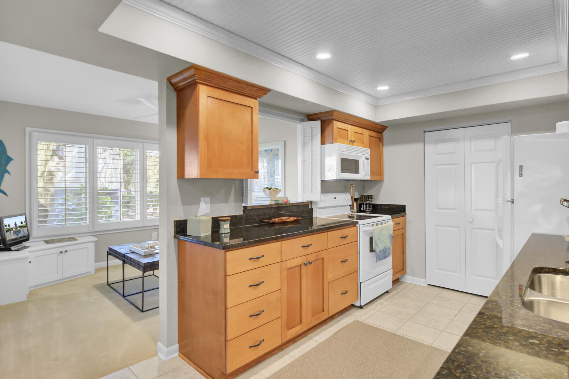409 Yacht Harbor Court # 409