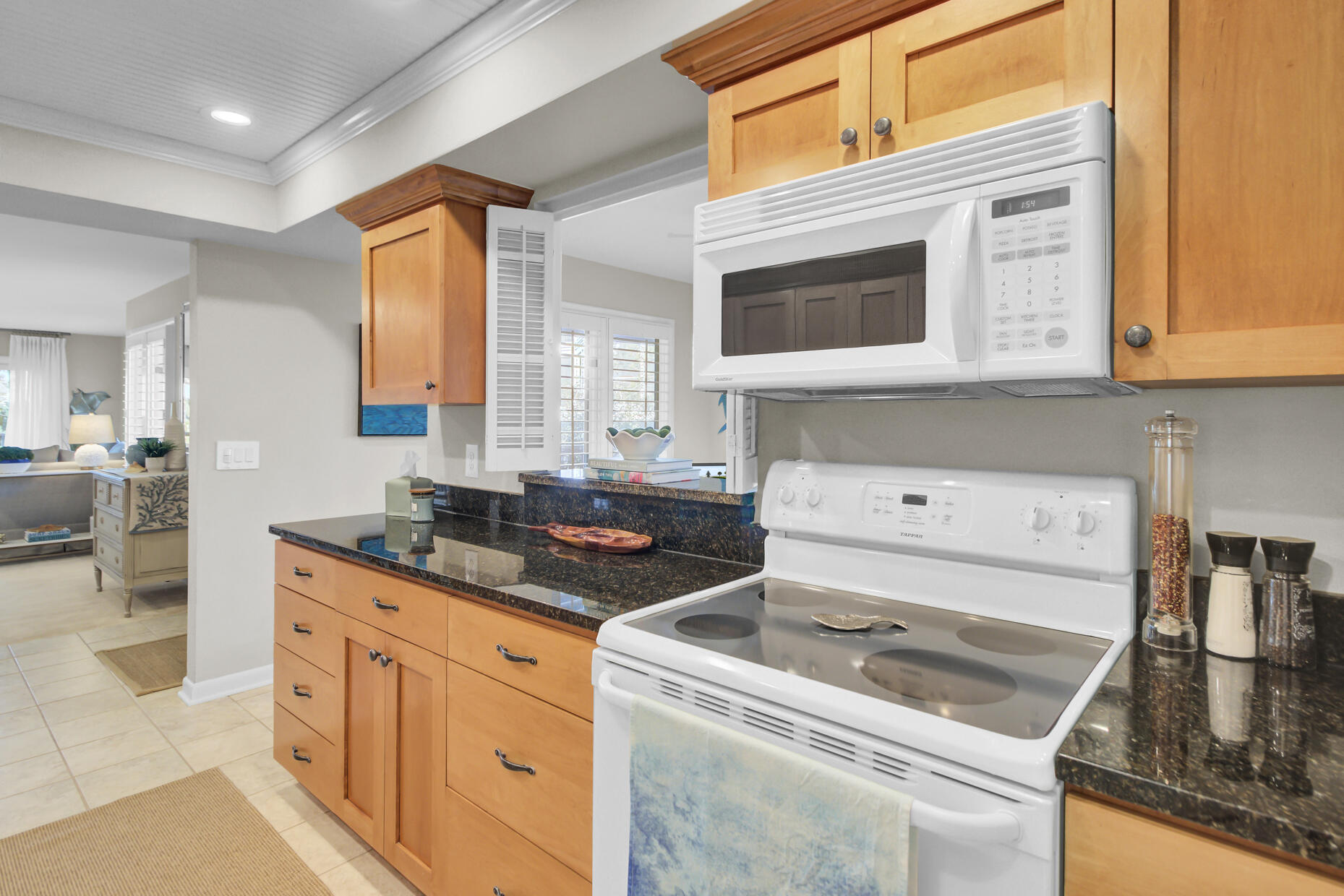 409 Yacht Harbor Court # 409
