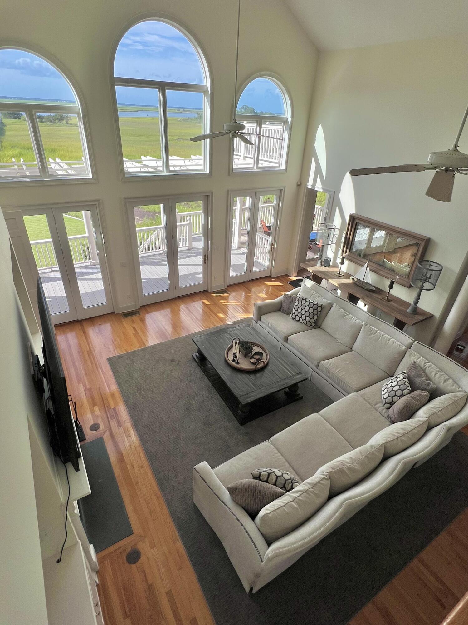 14 Waterway Island Drive