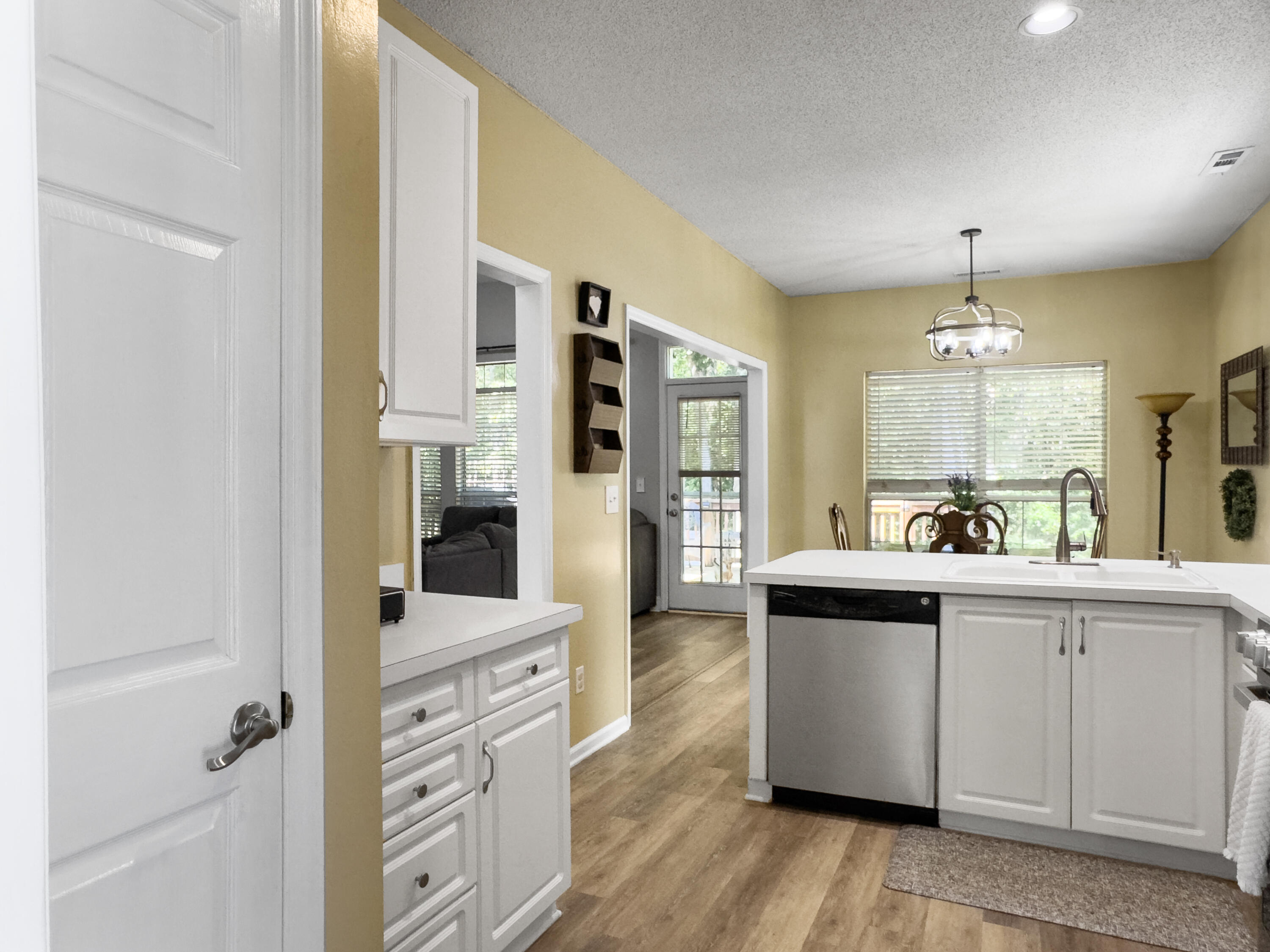 125 Stonehurst Drive