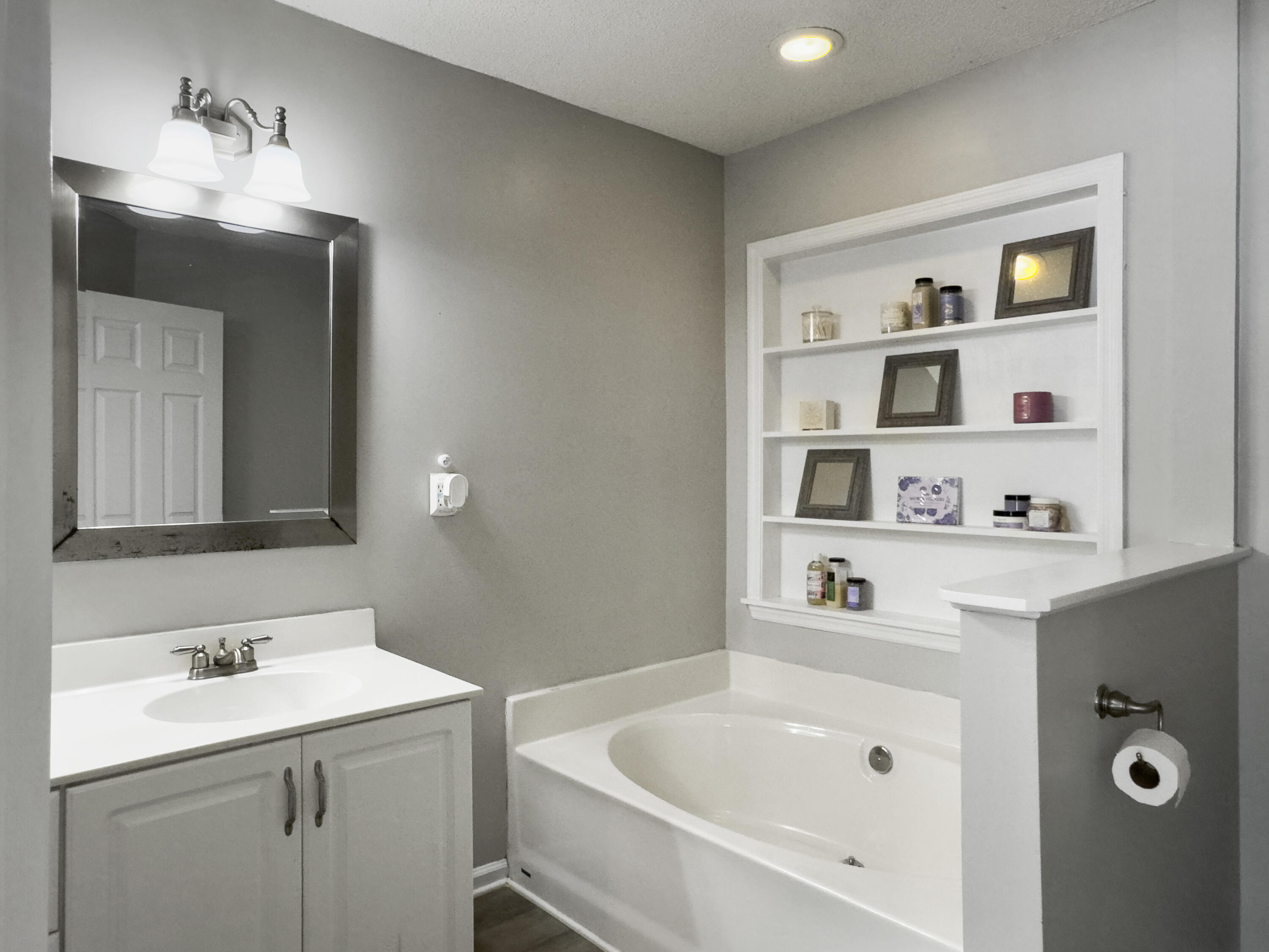 125 Stonehurst Drive