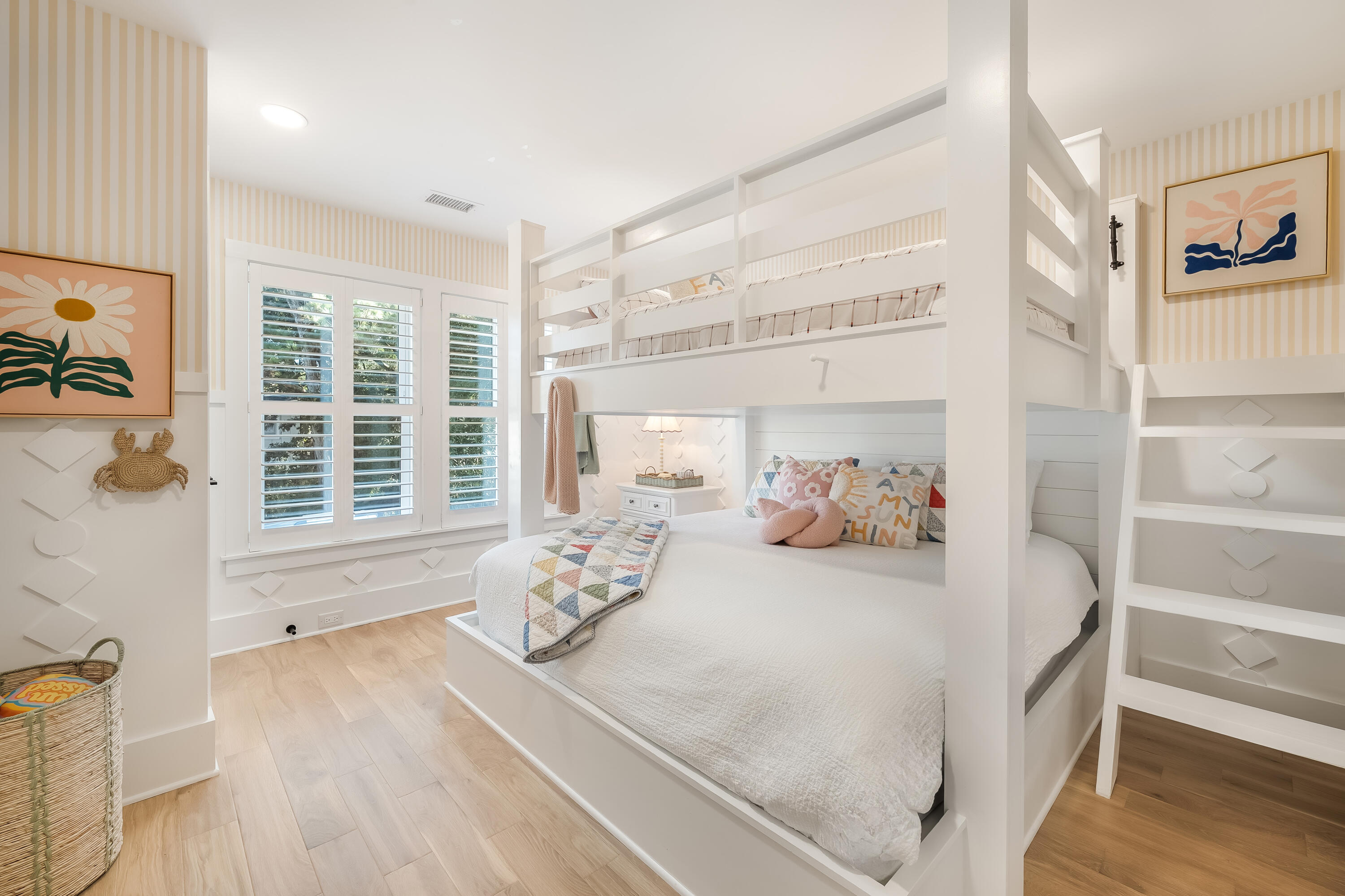 19 Sandcrab Court, Isle of Palms