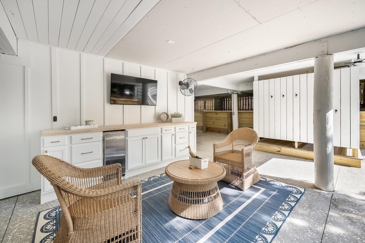 19 Sandcrab Court, Isle of Palms
