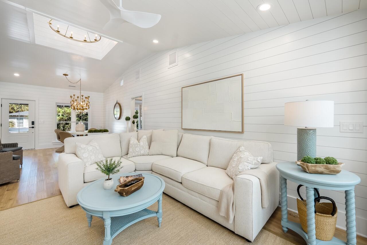 19 Sandcrab Court, Isle of Palms