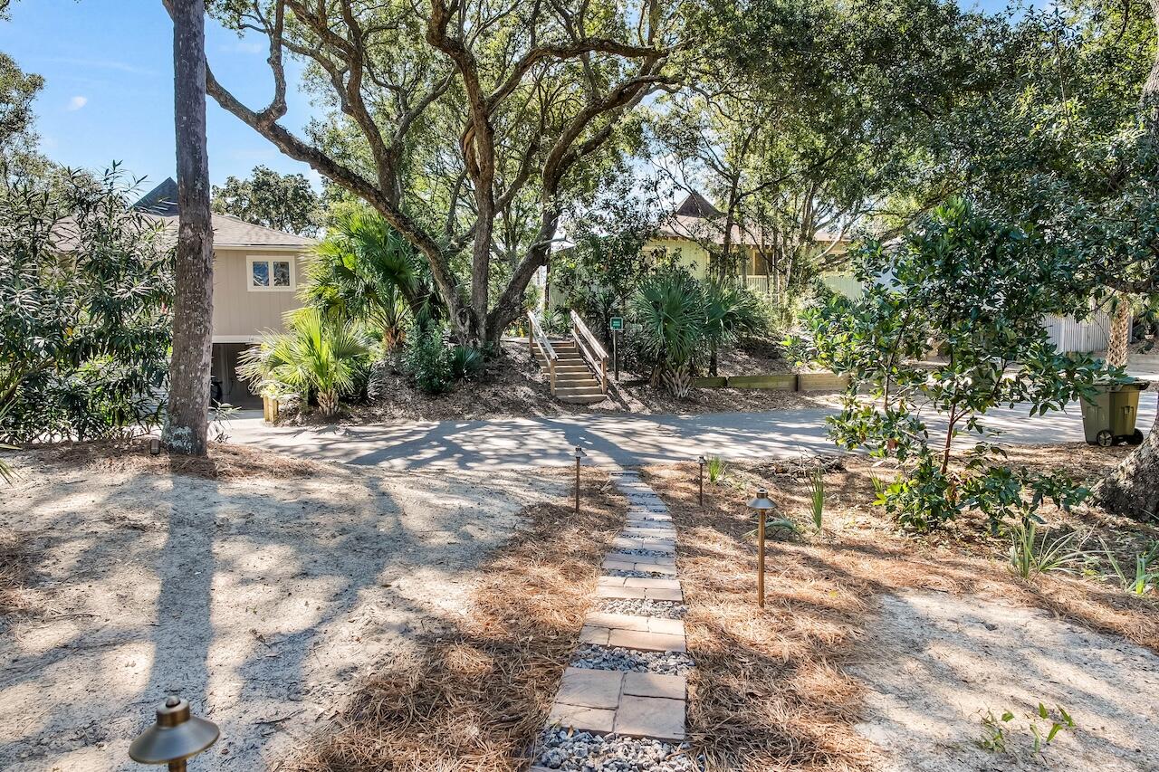 19 Sandcrab Court, Isle of Palms