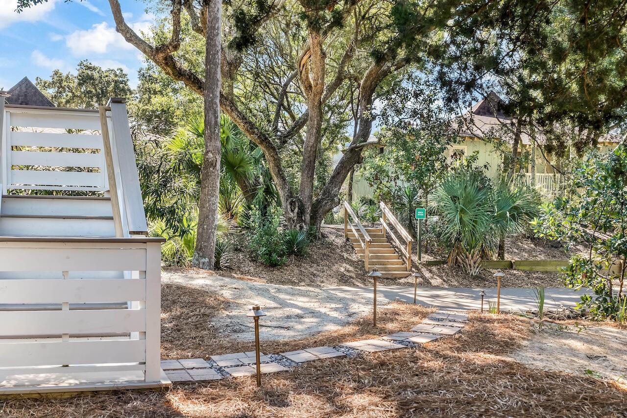 19 Sandcrab Court, Isle of Palms