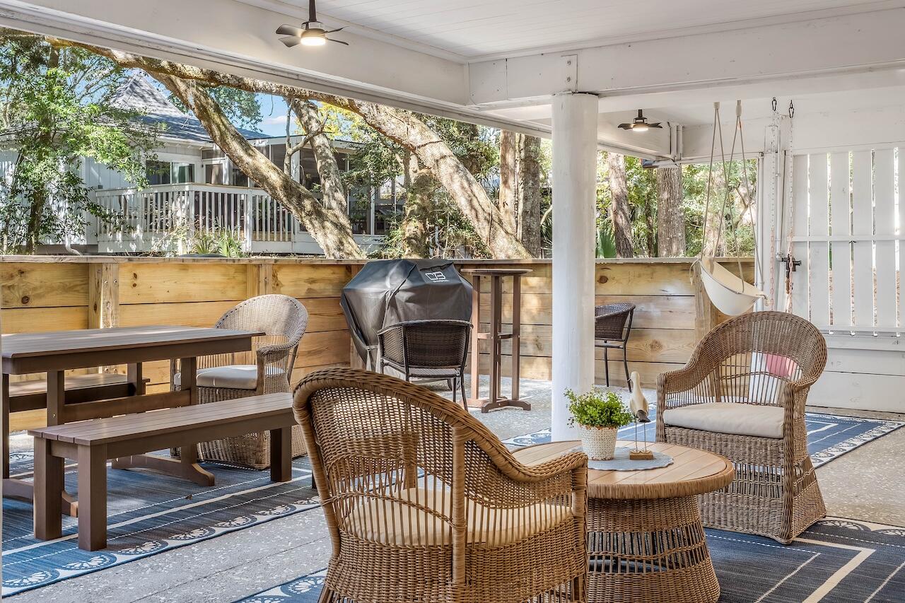 19 Sandcrab Court, Isle of Palms