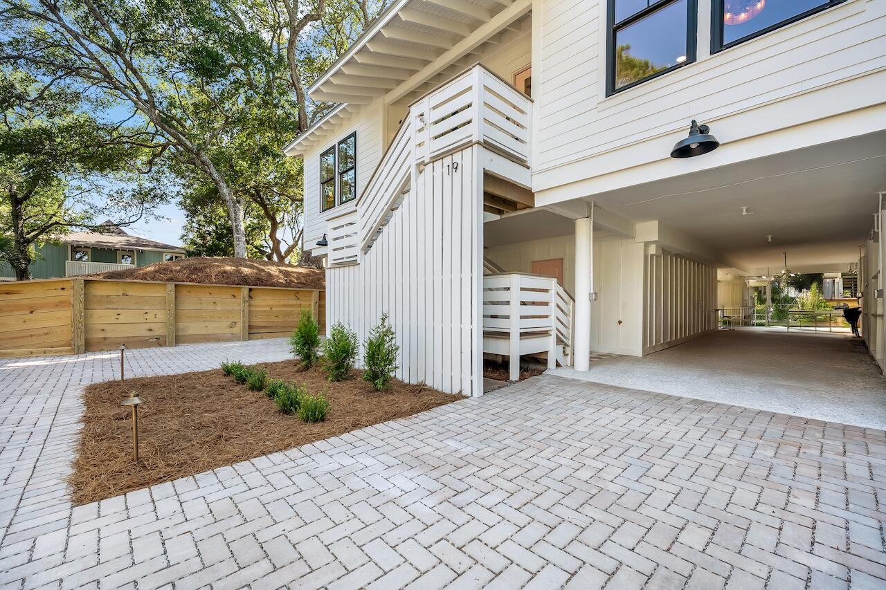 19 Sandcrab Court, Isle of Palms