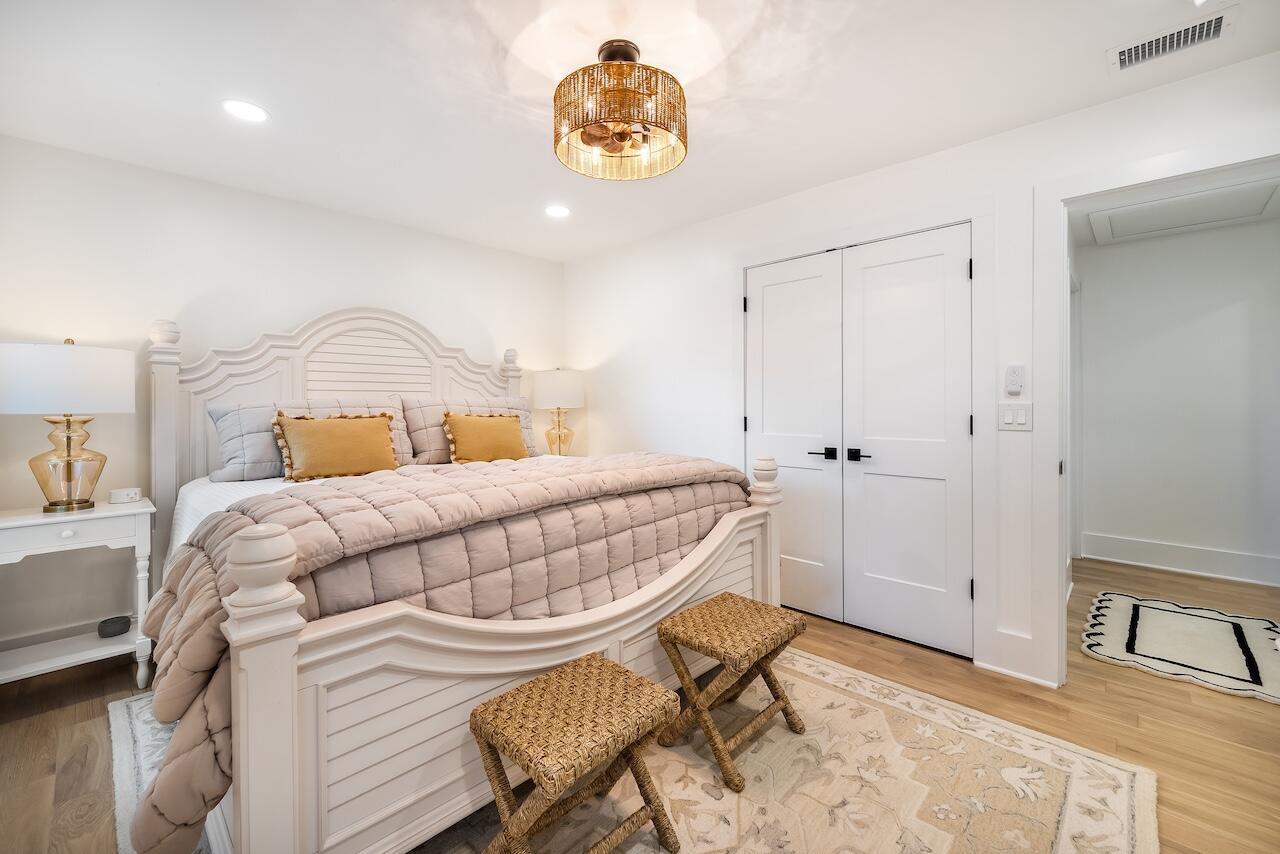 19 Sandcrab Court, Isle of Palms