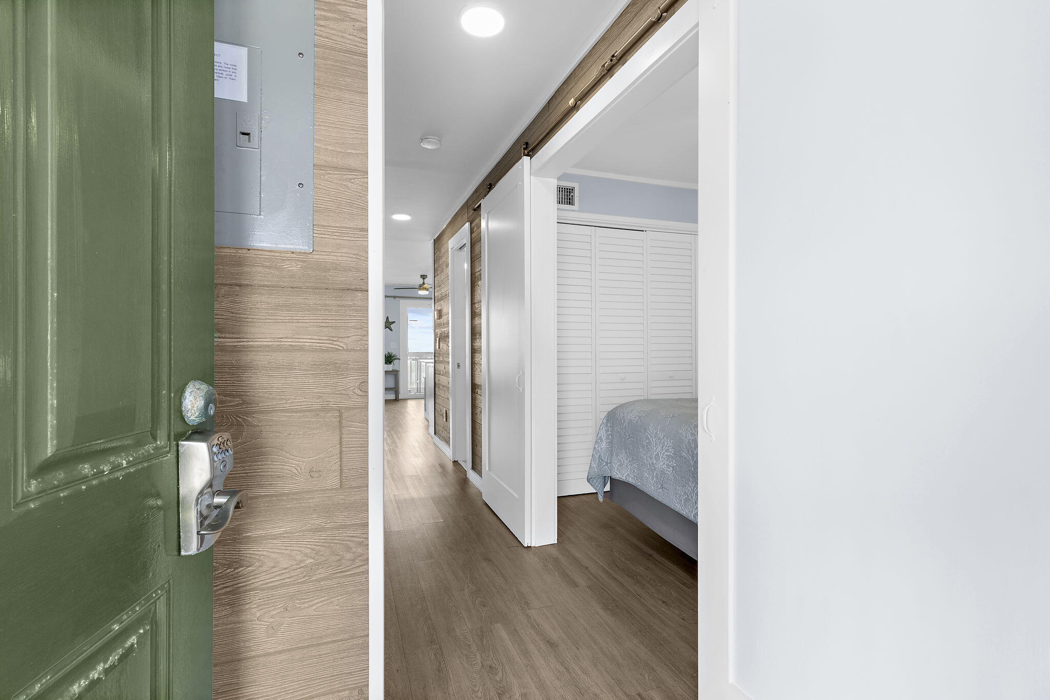 1300 Ocean Boulevard # 305