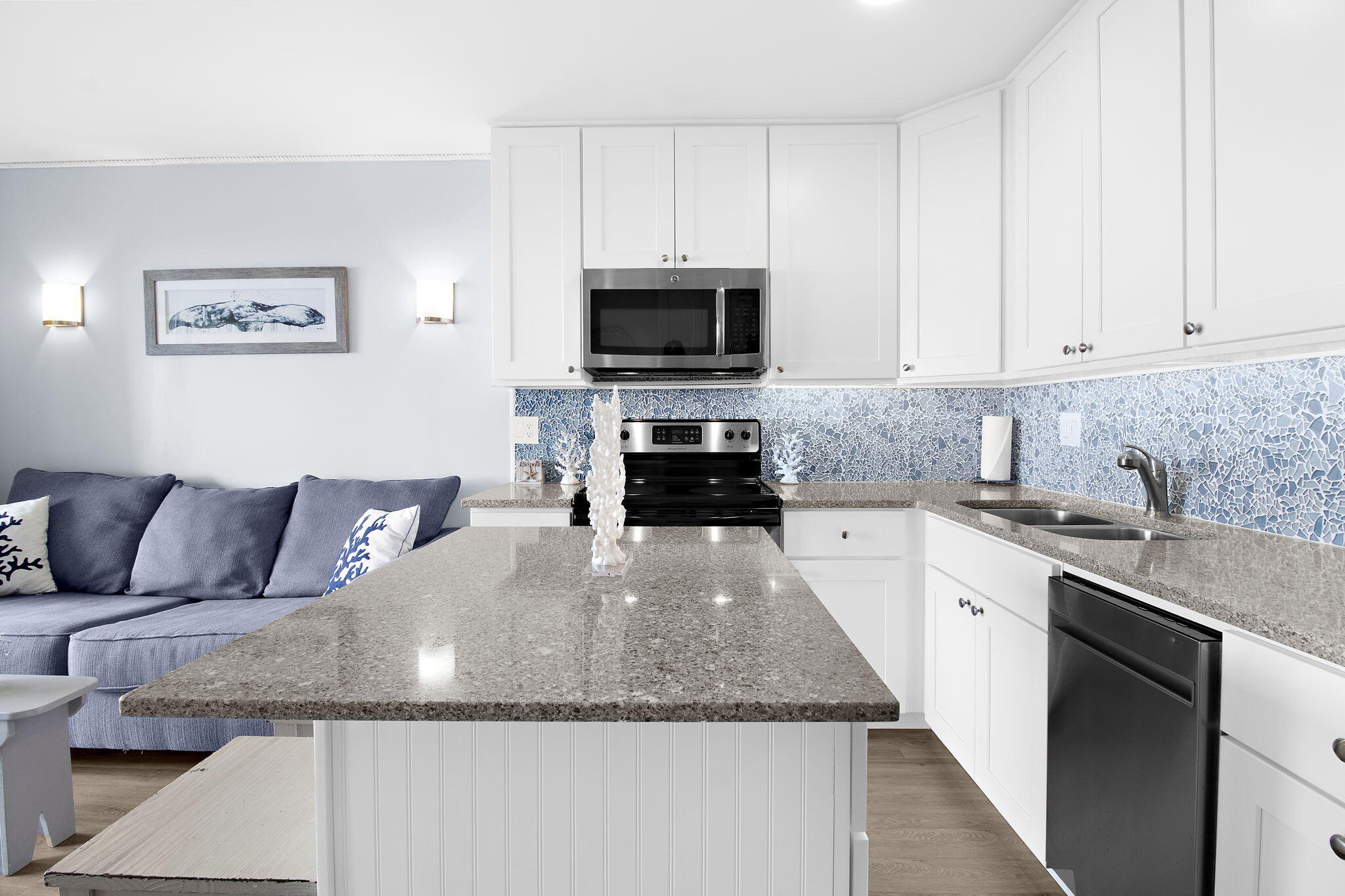 1300 Ocean Boulevard # 305