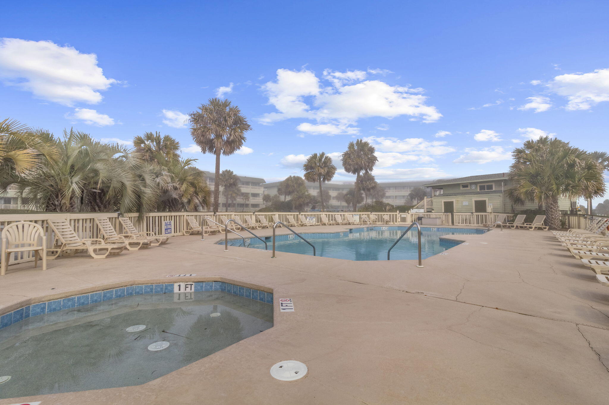 1300 Ocean Boulevard # 305