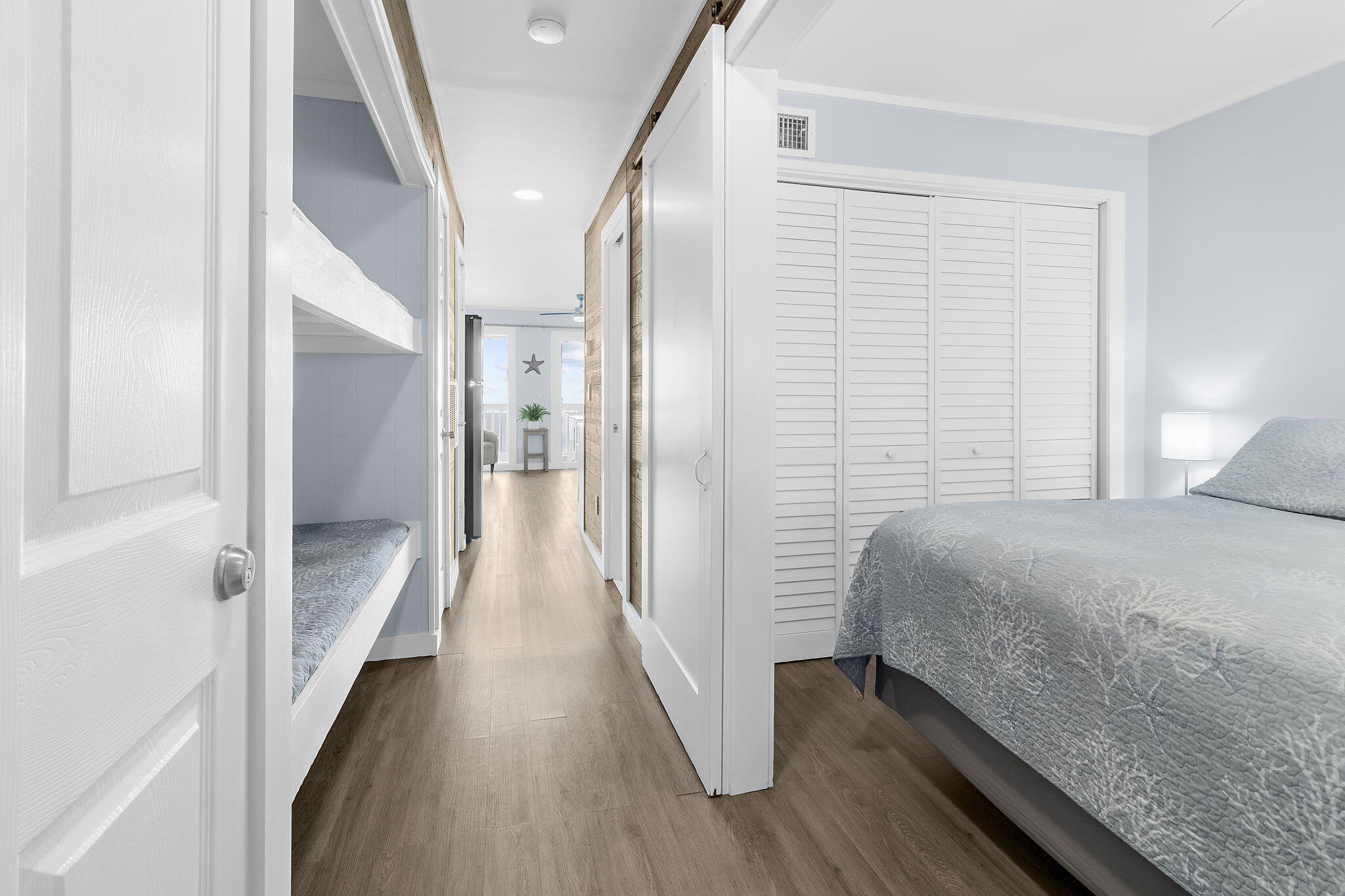 1300 Ocean Boulevard # 305