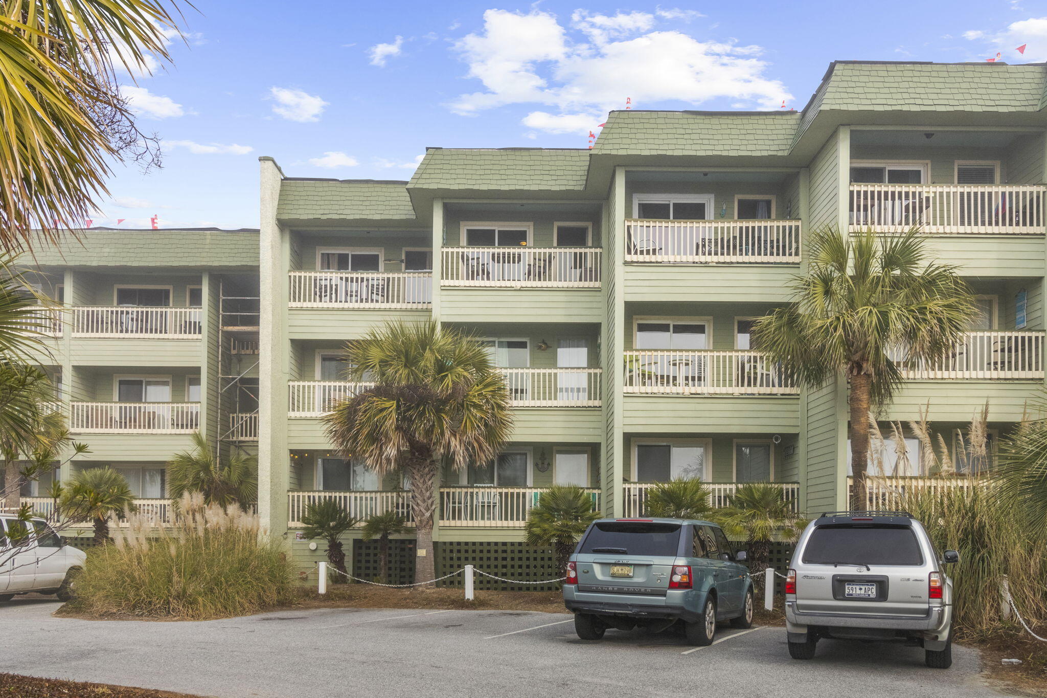 1300 Ocean Boulevard # 305