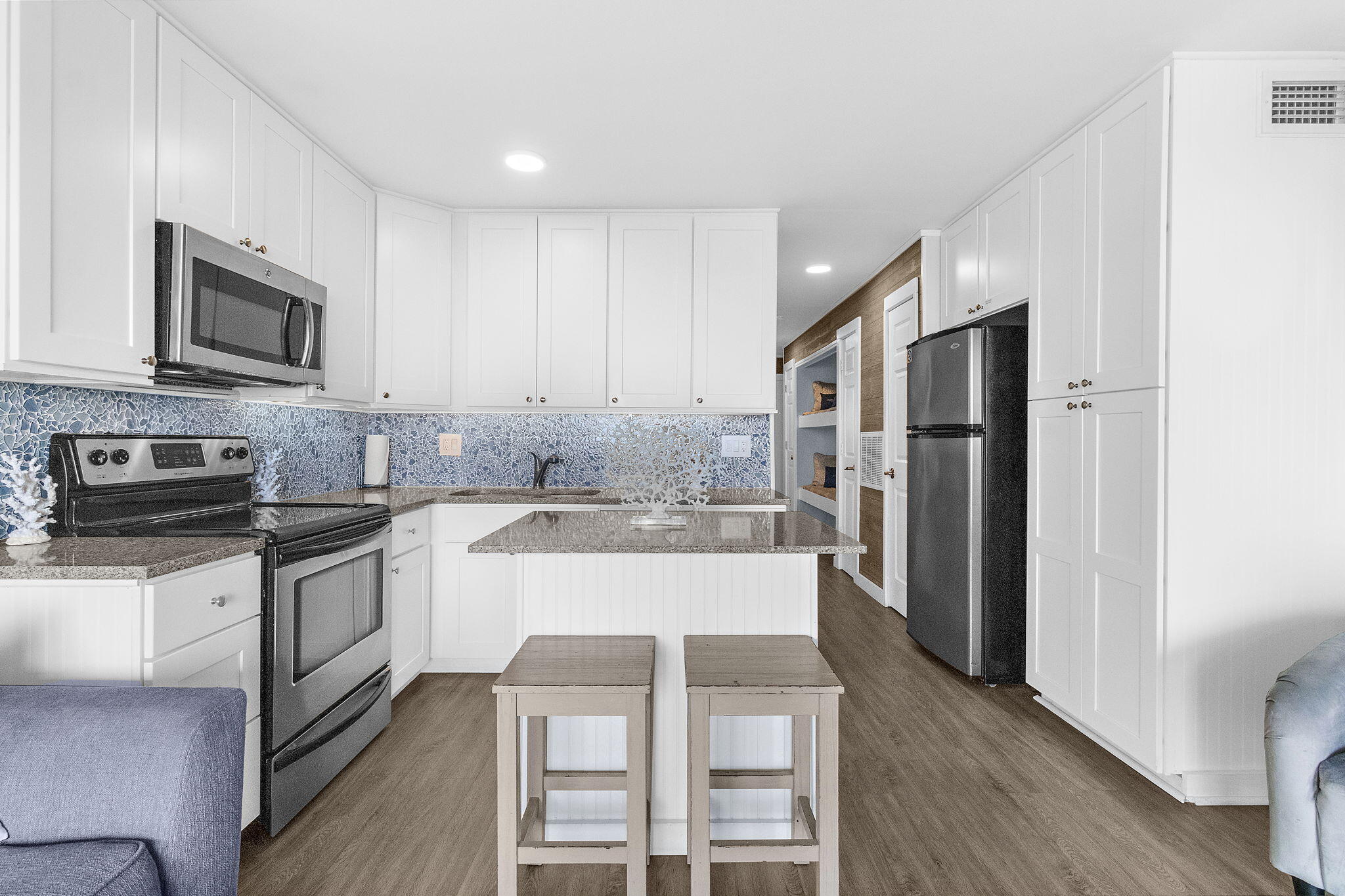 1300 Ocean Boulevard # 305