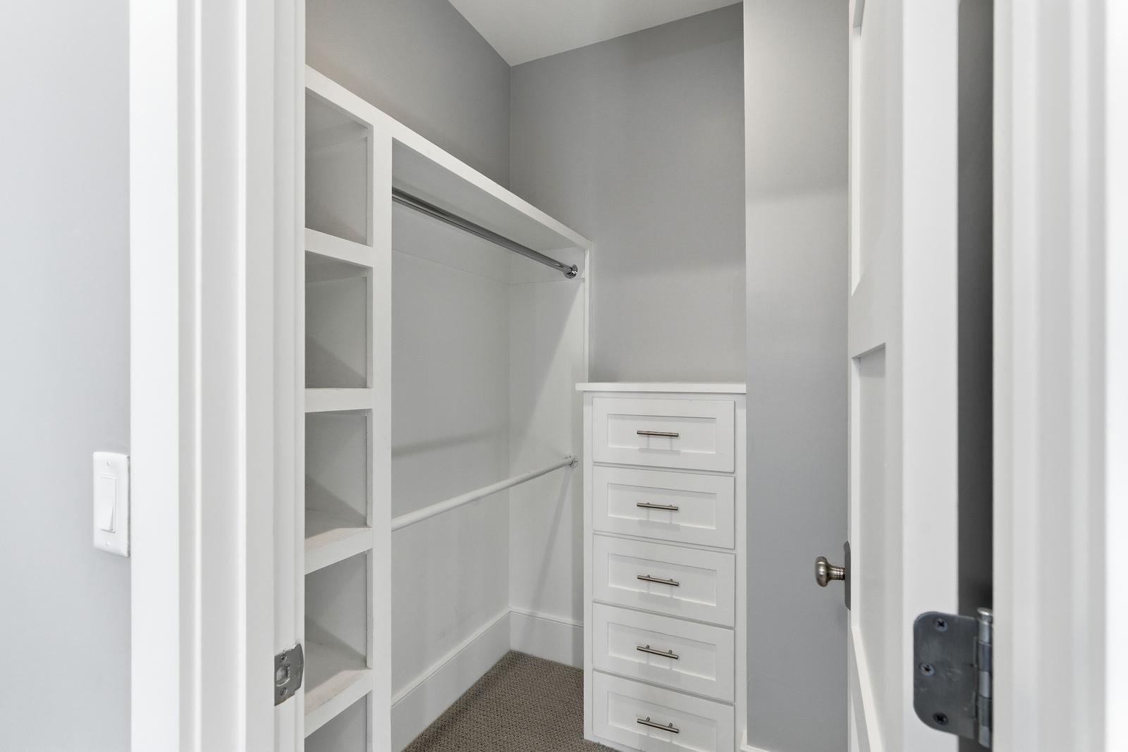 1334 Old Rosebud Trail