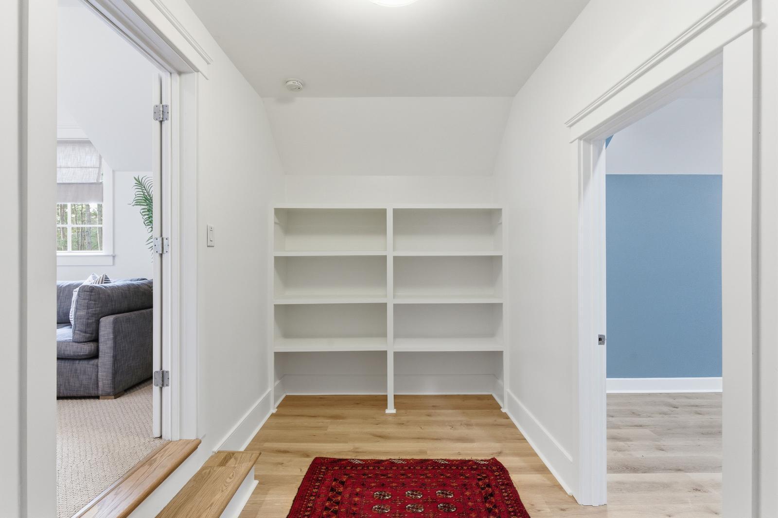 1334 Old Rosebud Trail