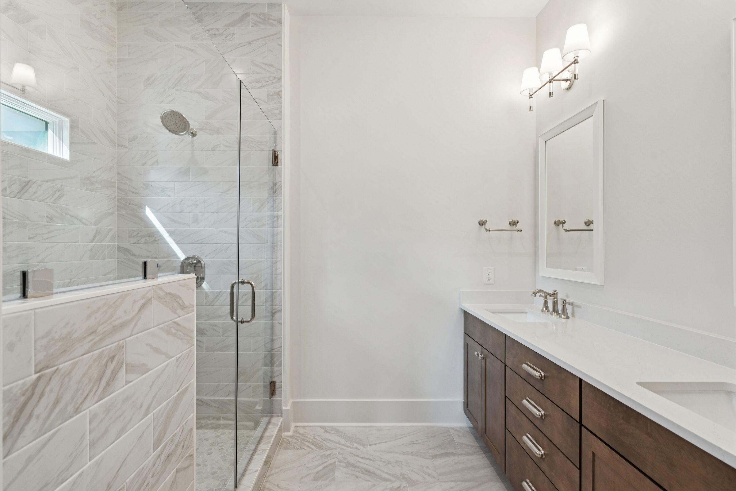 3887 Moss Pointe Court
