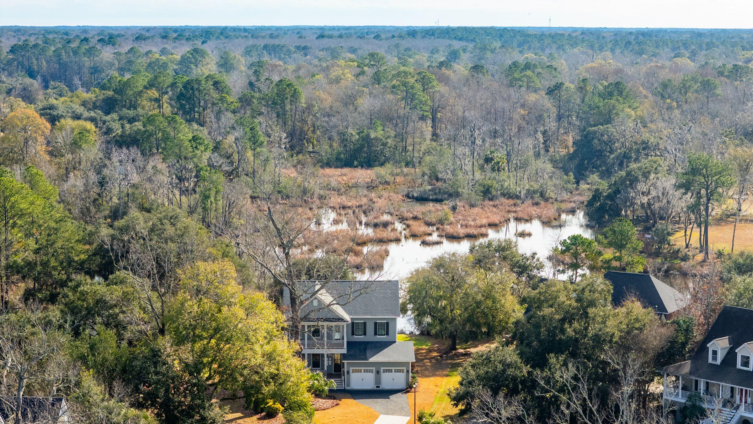 3887 Moss Pointe Court