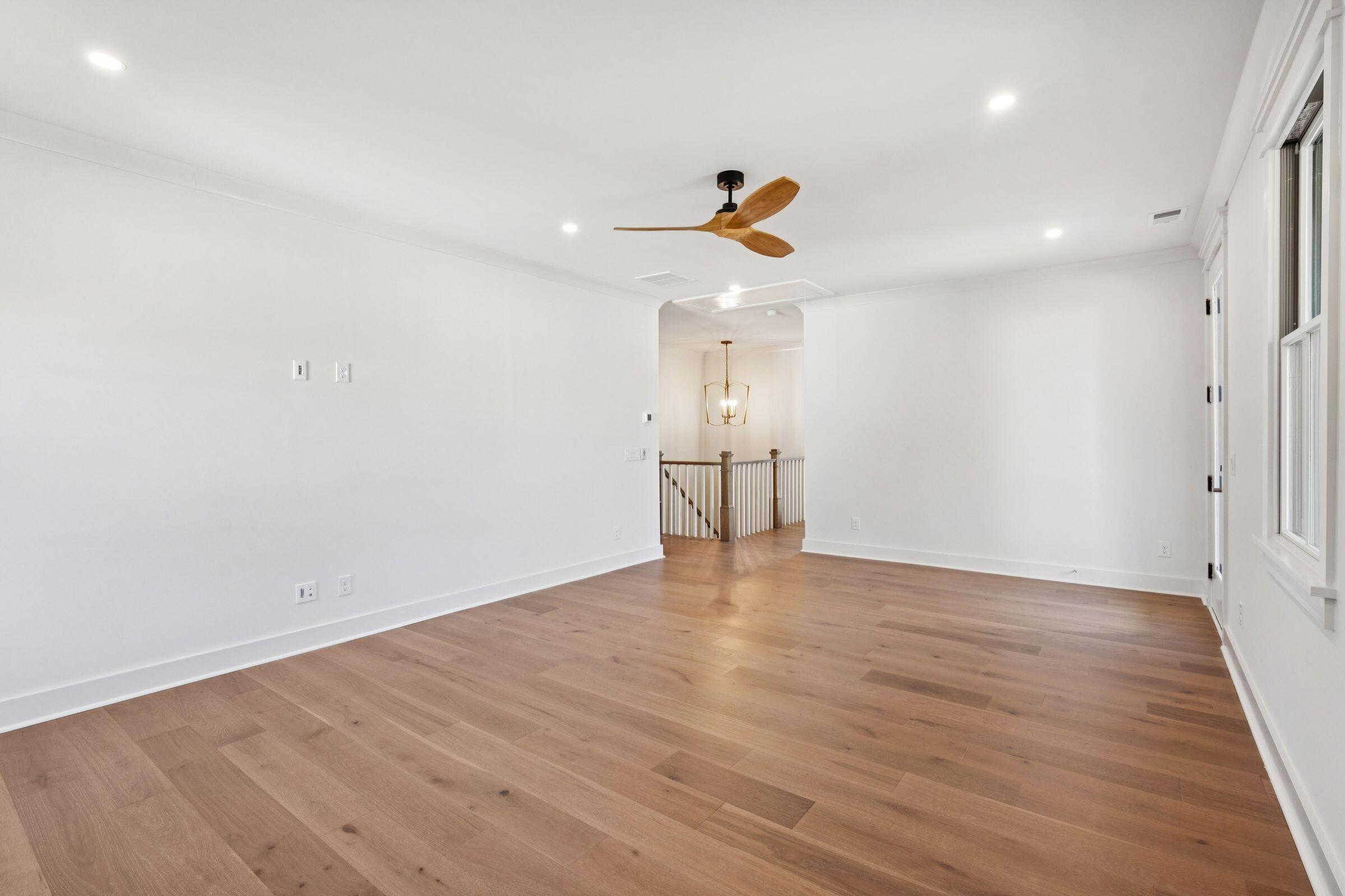 3887 Moss Pointe Court
