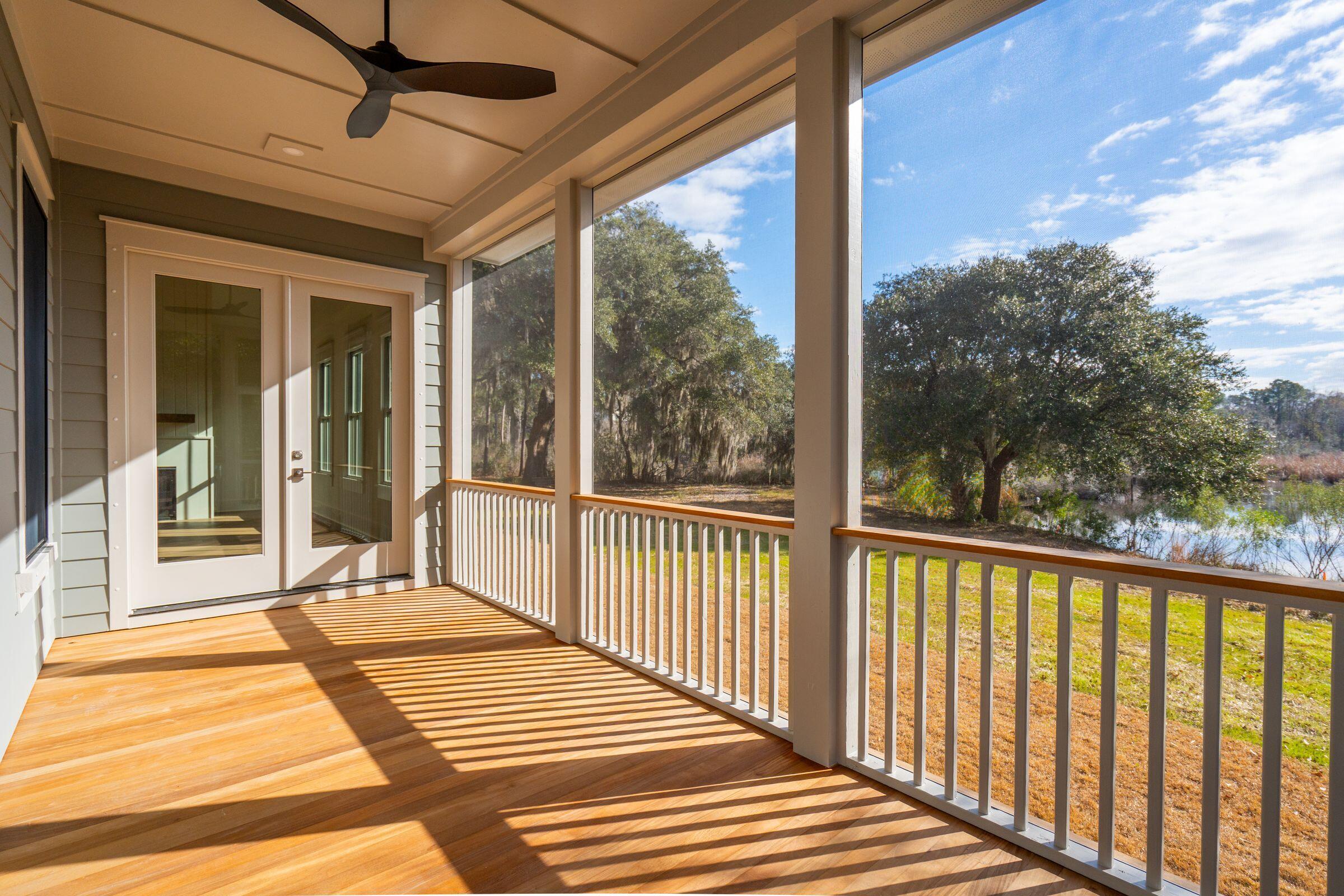 3887 Moss Pointe Court