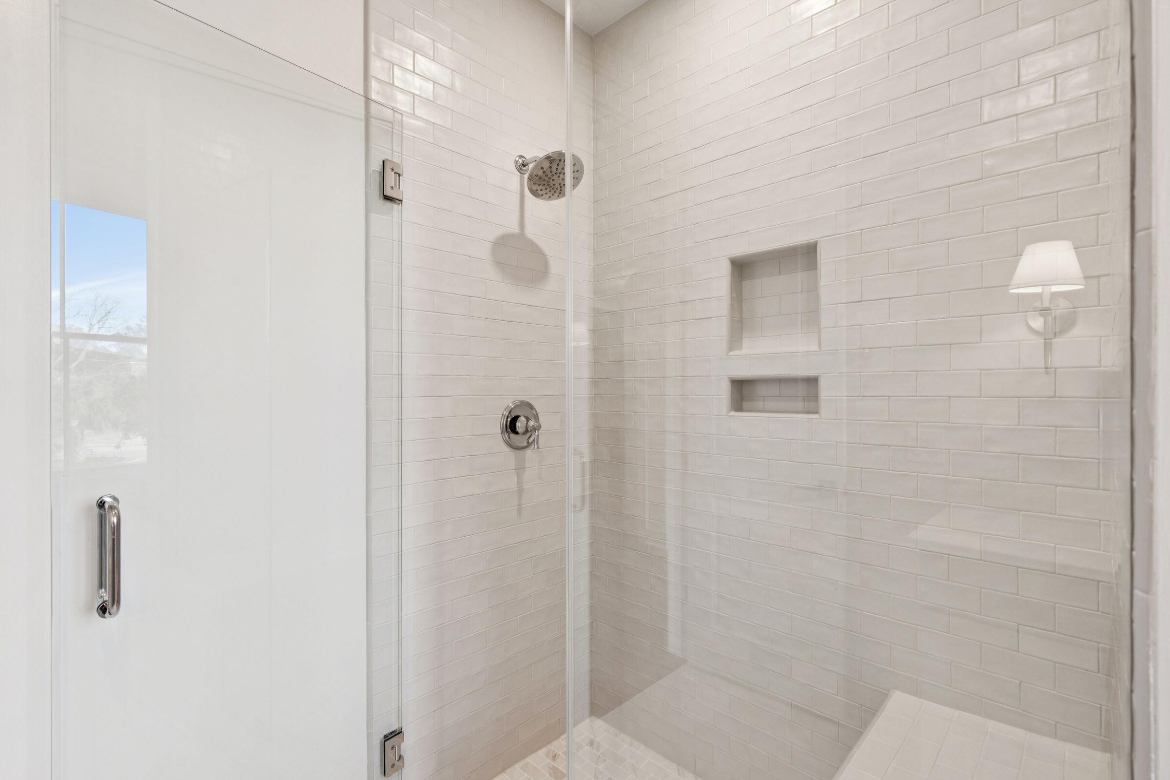 3887 Moss Pointe Court