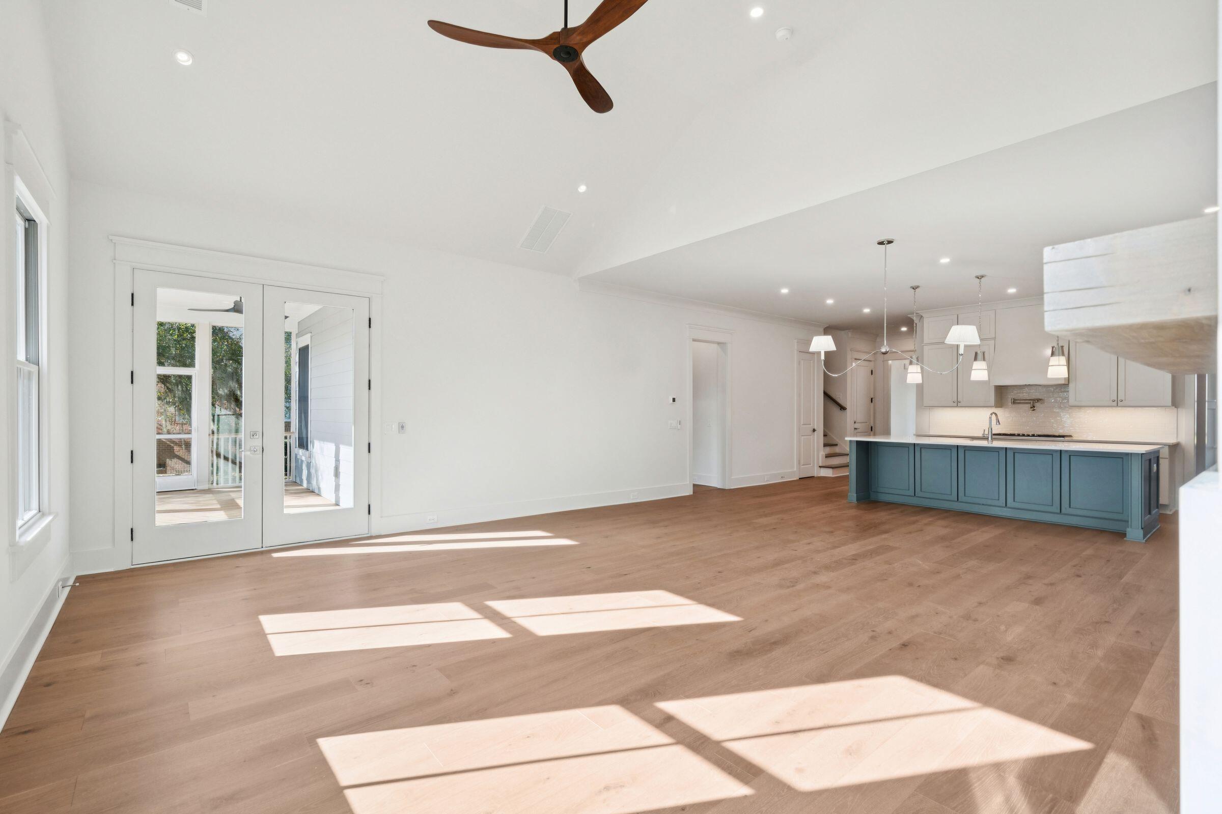 3887 Moss Pointe Court