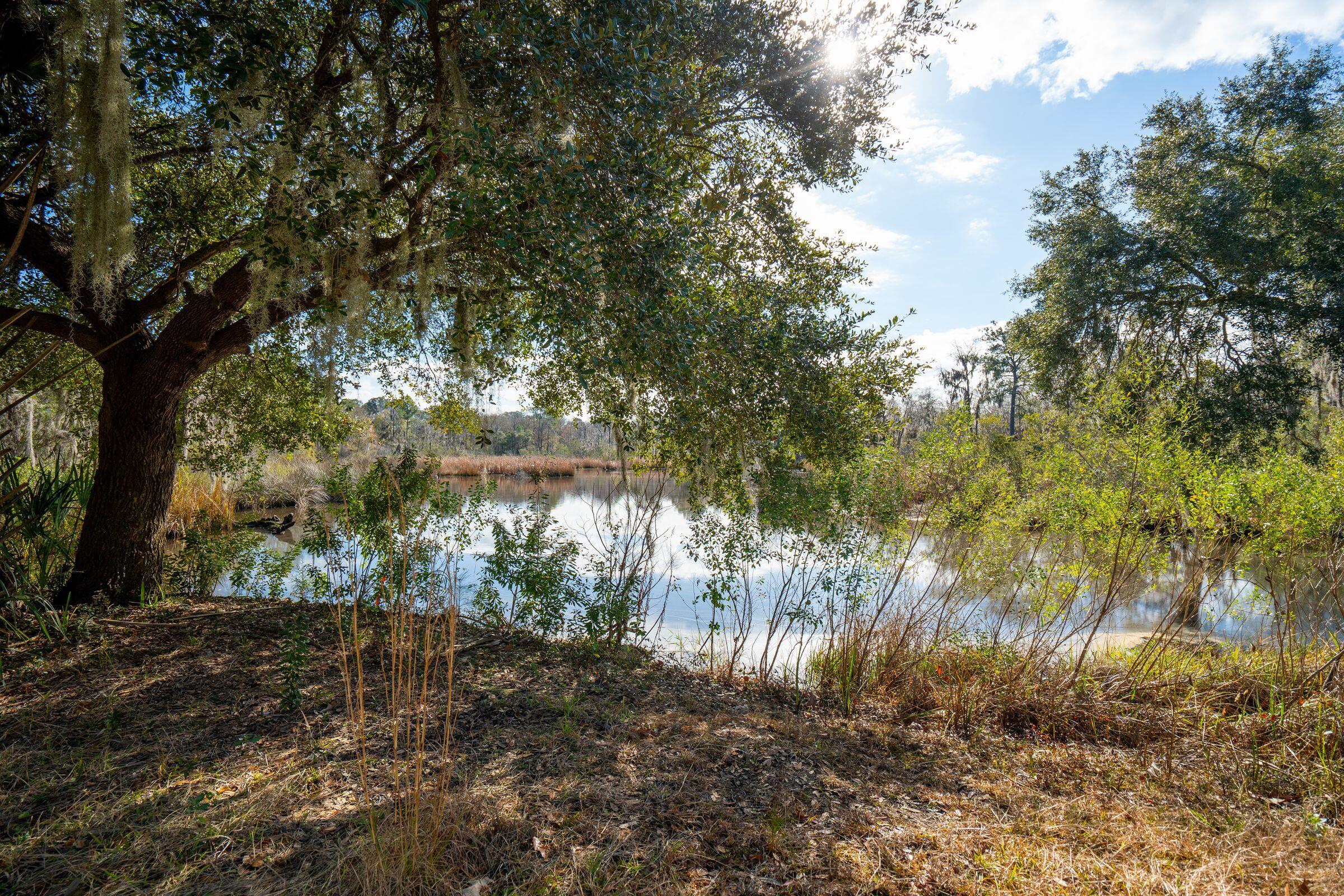 3887 Moss Pointe Court